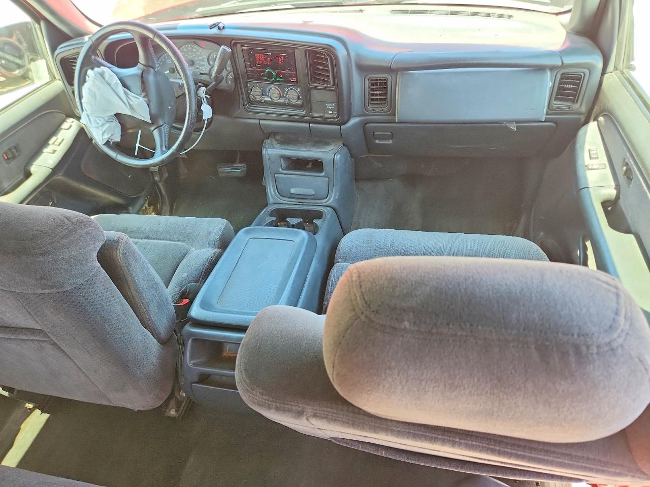 1999 Chevrolet Silverado C1500 Red vin: 2GCEC19T4X1230655