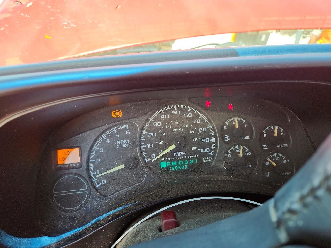 1999 Chevrolet Silverado C1500 Red vin: 2GCEC19T4X1230655