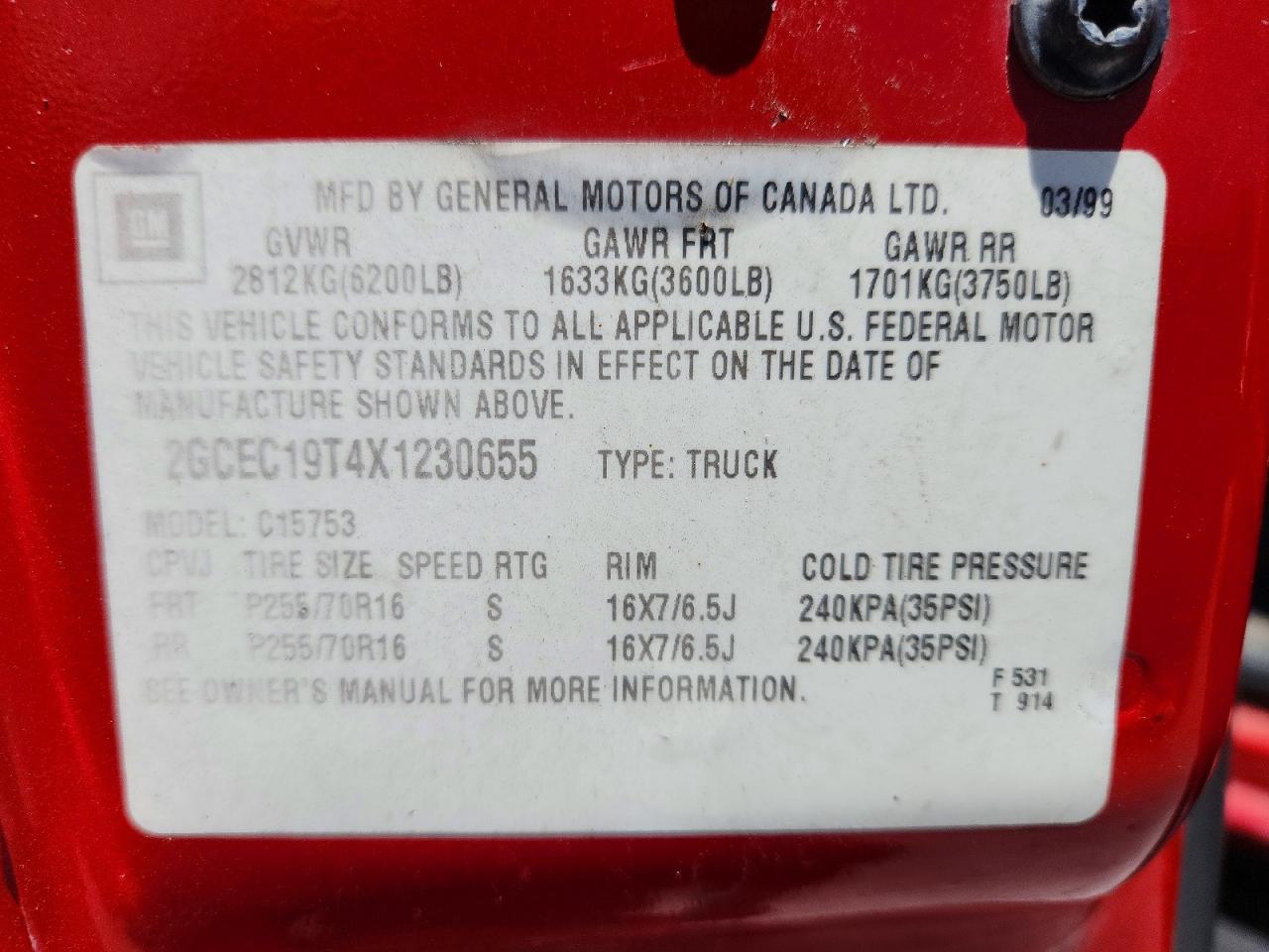 1999 Chevrolet Silverado C1500 Red vin: 2GCEC19T4X1230655