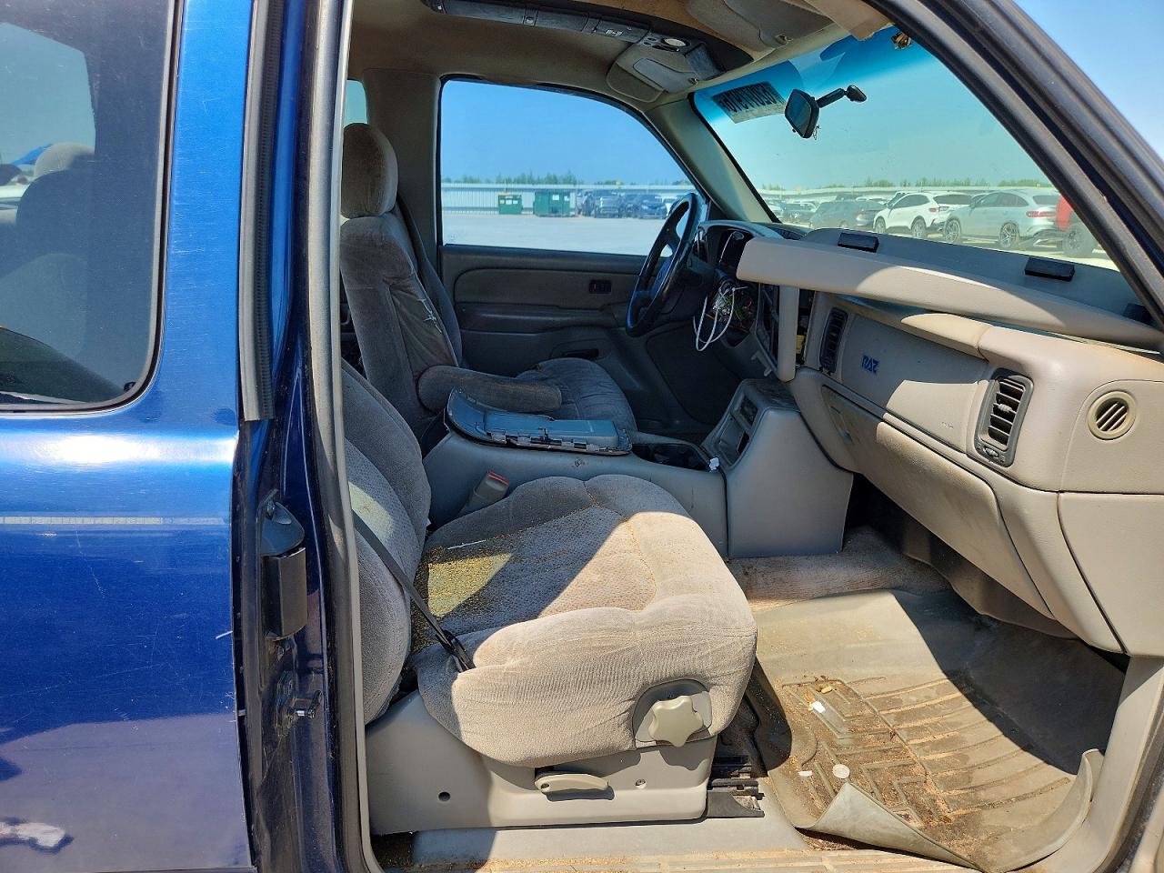 2000 Chevrolet Silverado C1500 Blue vin: 2GCEC19T4Y1194189