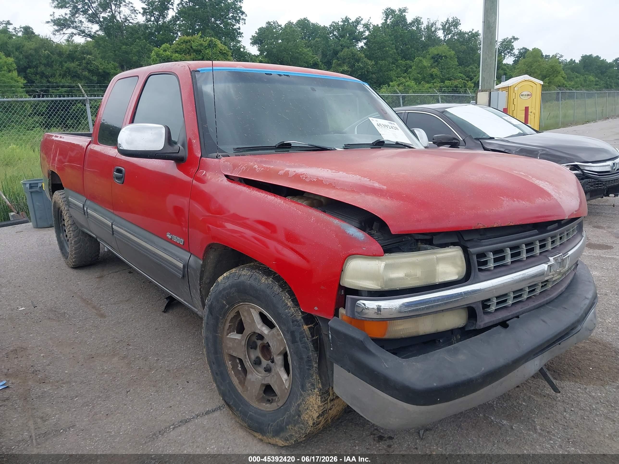 2000 Chevrolet Silverado 1500 Ls Red vin: 2GCEC19T4Y1205207