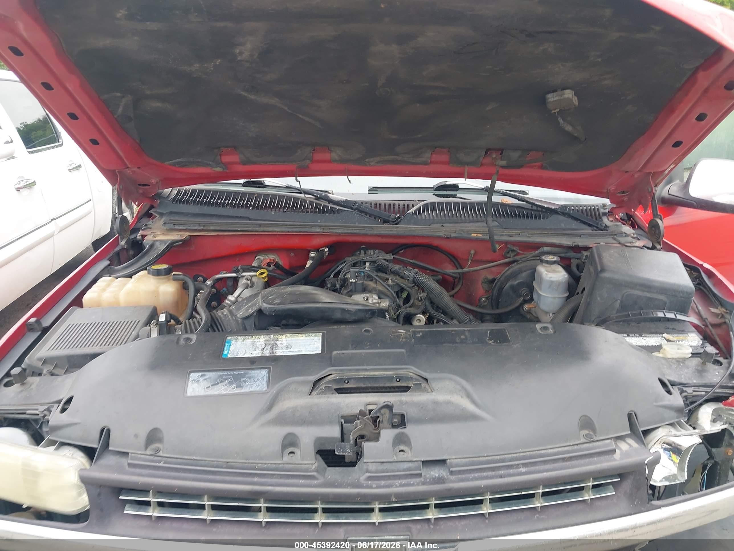 2000 Chevrolet Silverado 1500 Ls Red vin: 2GCEC19T4Y1205207