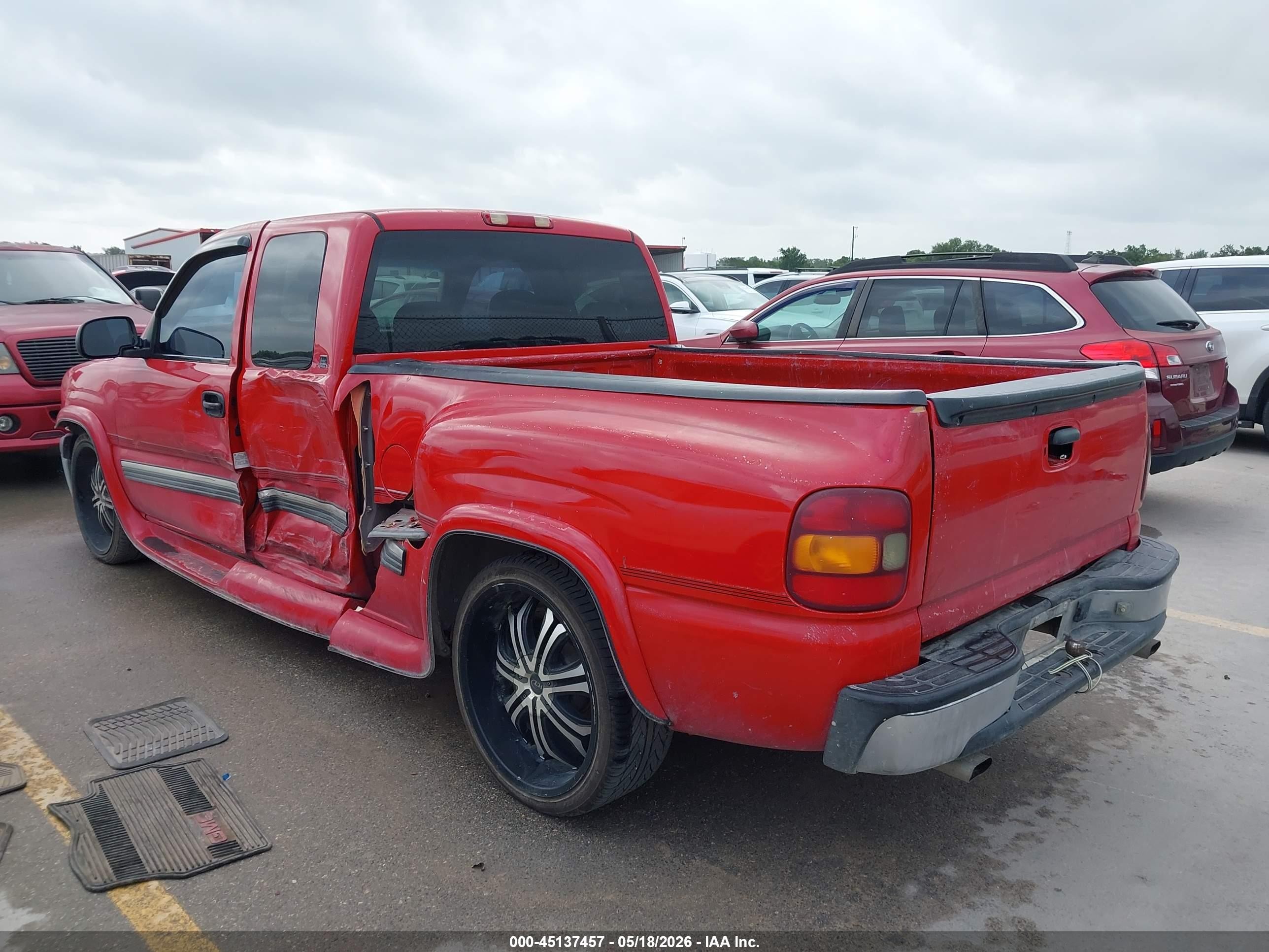 2000 Chevrolet Silverado 1500 Ls Red vin: 2GCEC19T4Y1219172