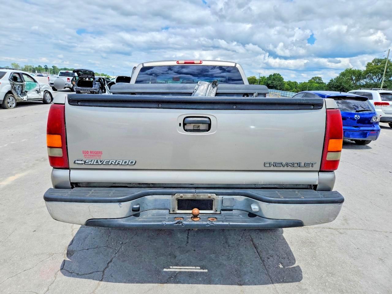2001 Chevrolet Silverado C1500 Beige vin: 2GCEC19T511138722