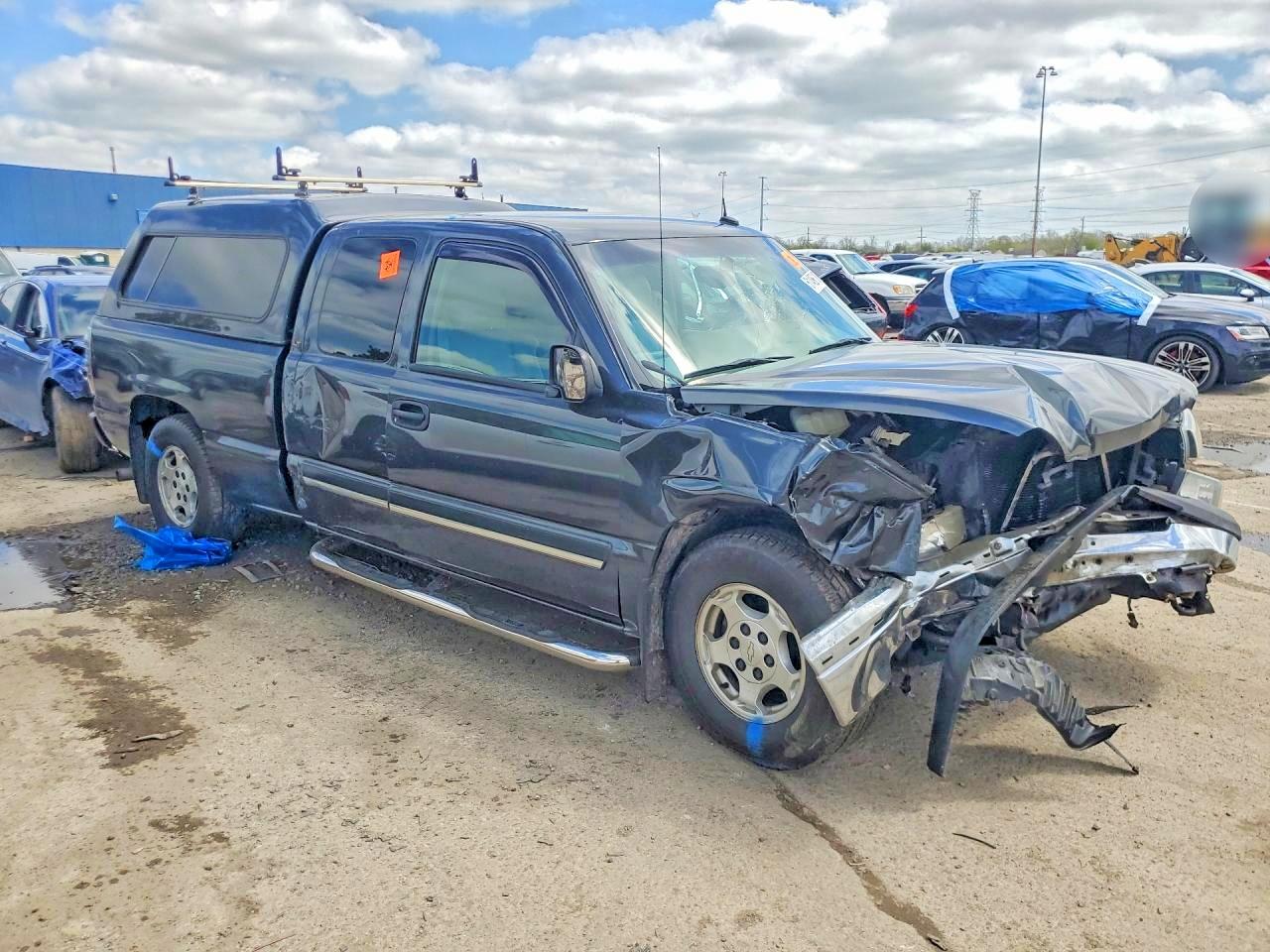2003 Chevrolet Silverado C1500 Charcoal vin: 2GCEC19T531370269