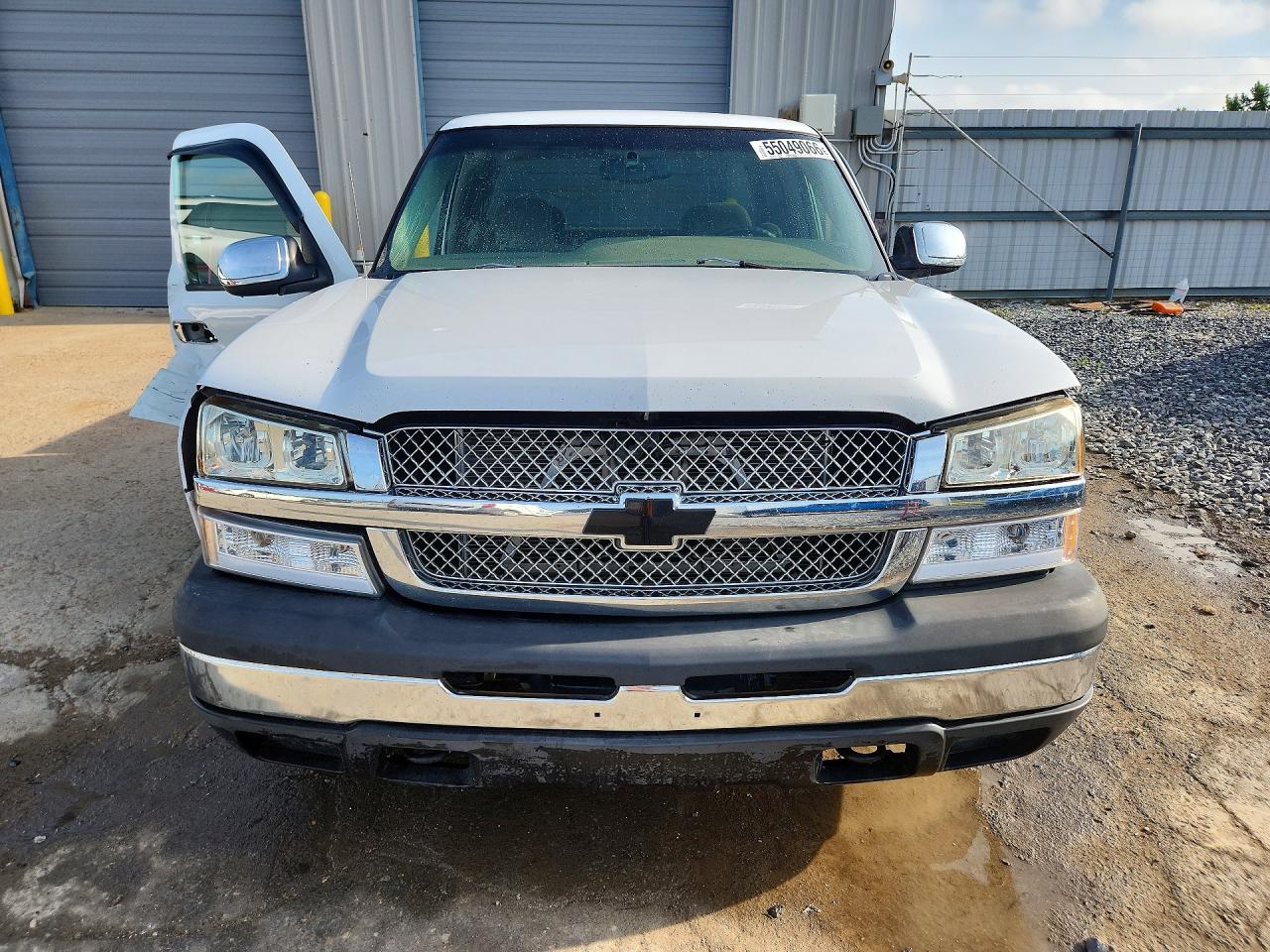2004 Chevrolet Silverado C1500 White vin: 2GCEC19T541369642