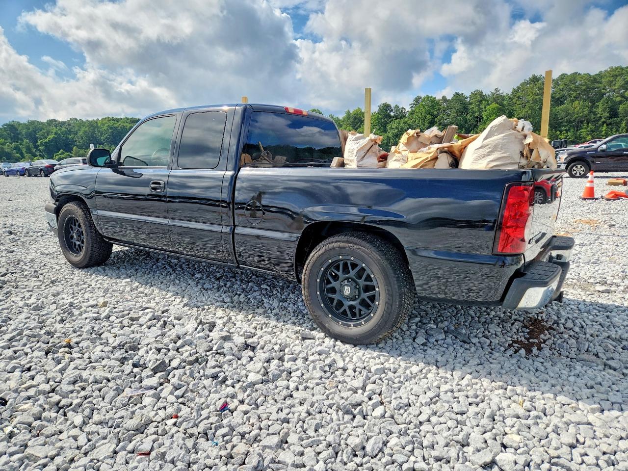 2005 Chevrolet Silverado C1500 Черный vin: 2GCEC19T551269008
