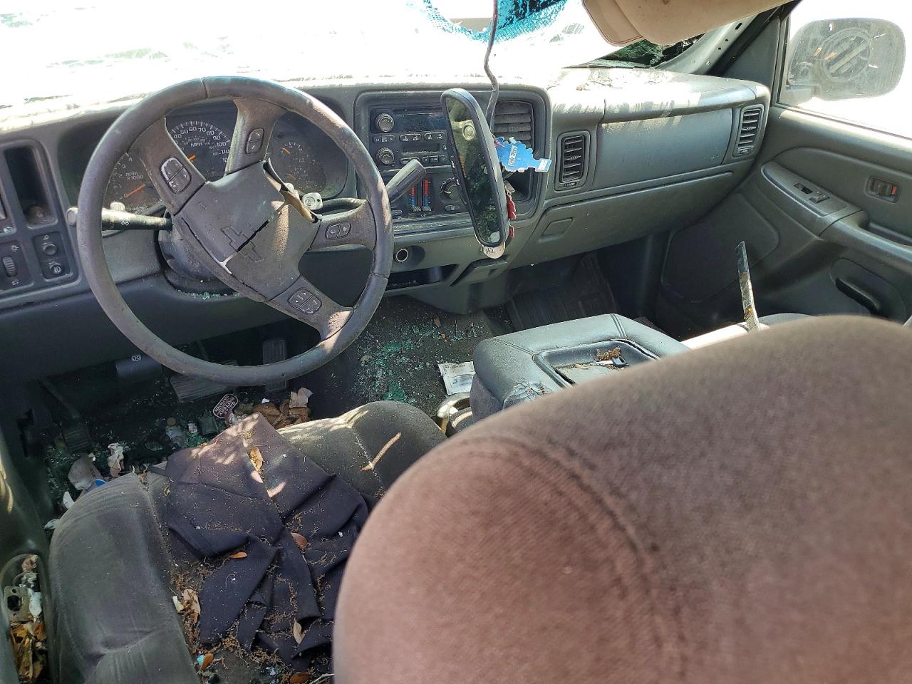 2005 Chevrolet Silverado C1500 Tan vin: 2GCEC19T551309958