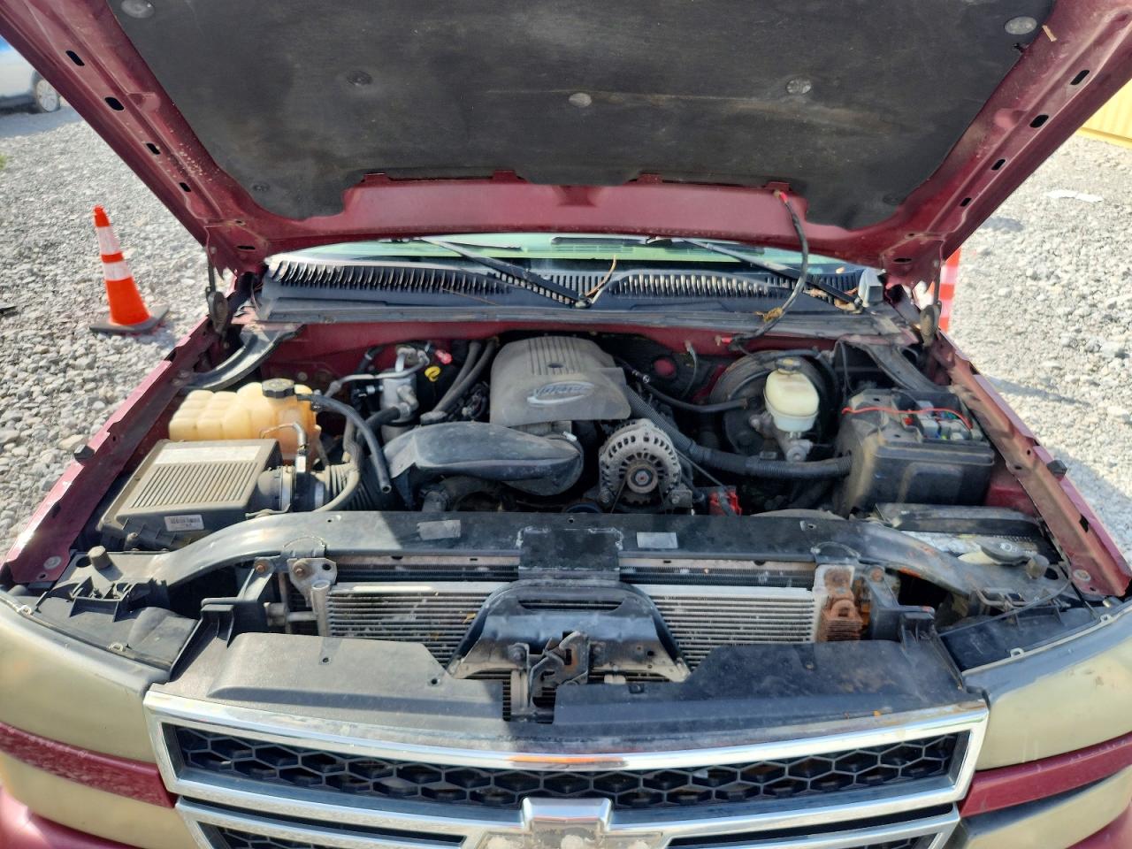 2006 Chevrolet Silverado C1500 Burgundy vin: 2GCEC19T561107347