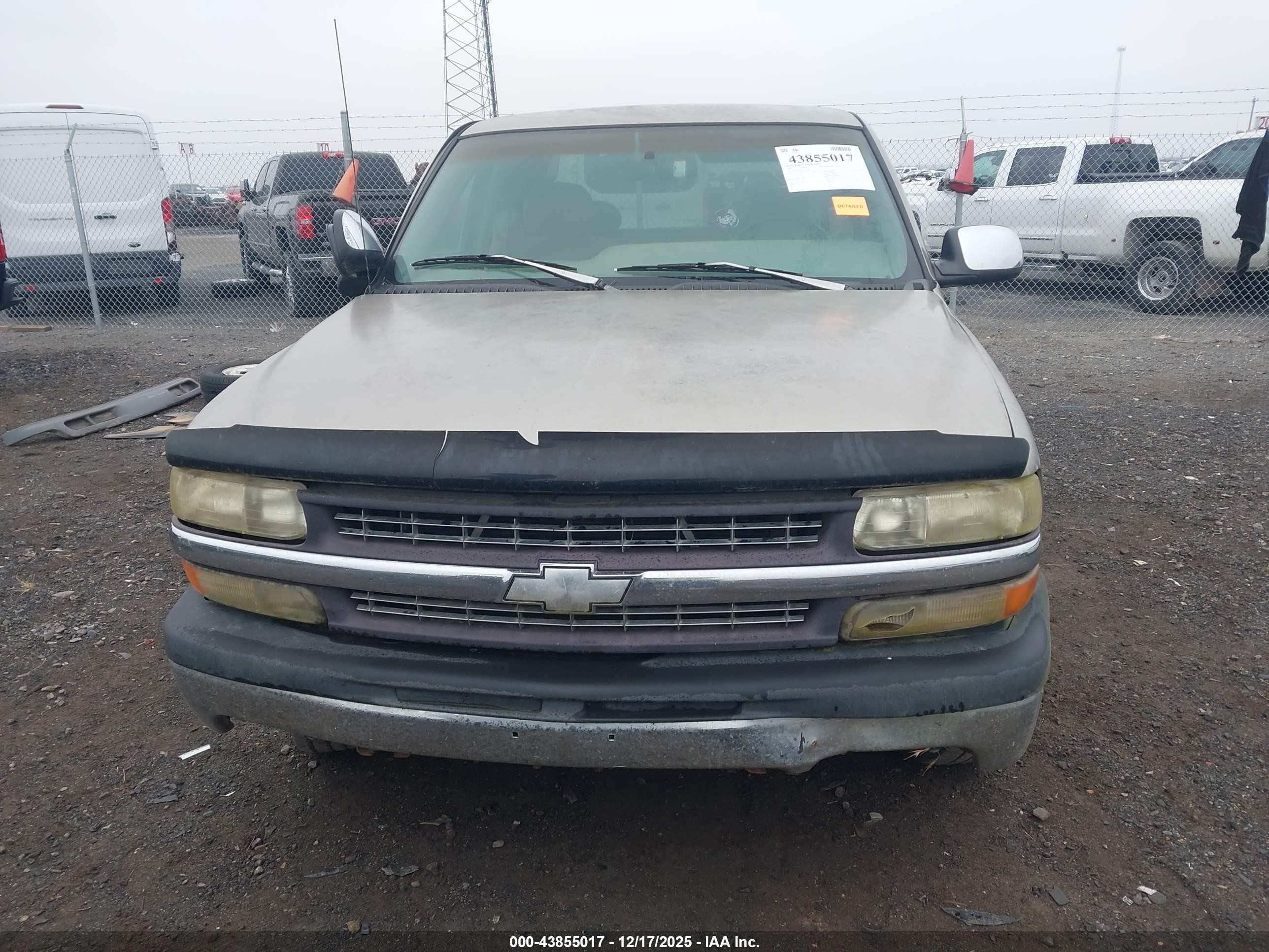 1999 Chevrolet Silverado 1500 Ls Beige vin: 2GCEC19T5X1149809