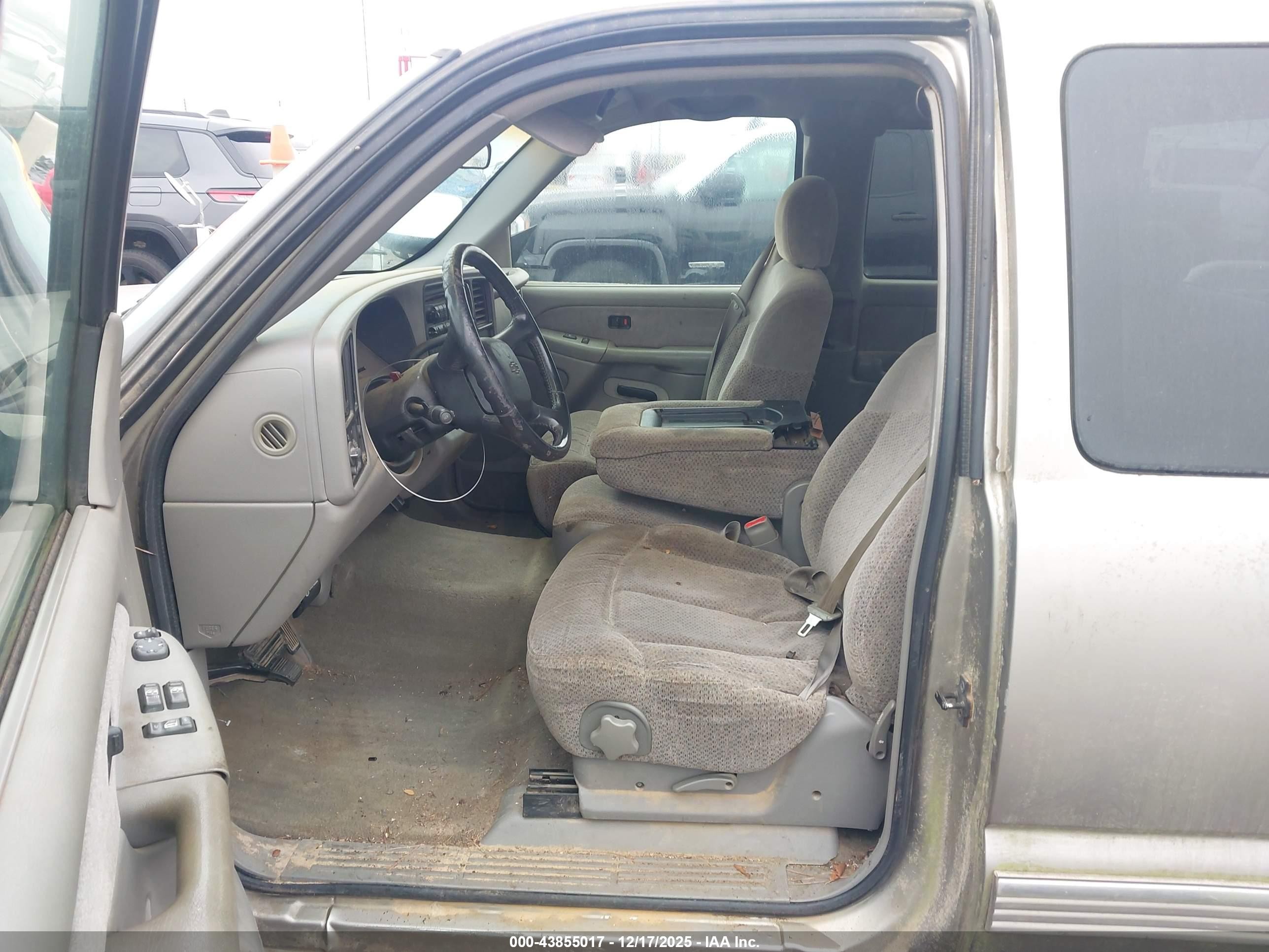 1999 Chevrolet Silverado 1500 Ls Beige vin: 2GCEC19T5X1149809