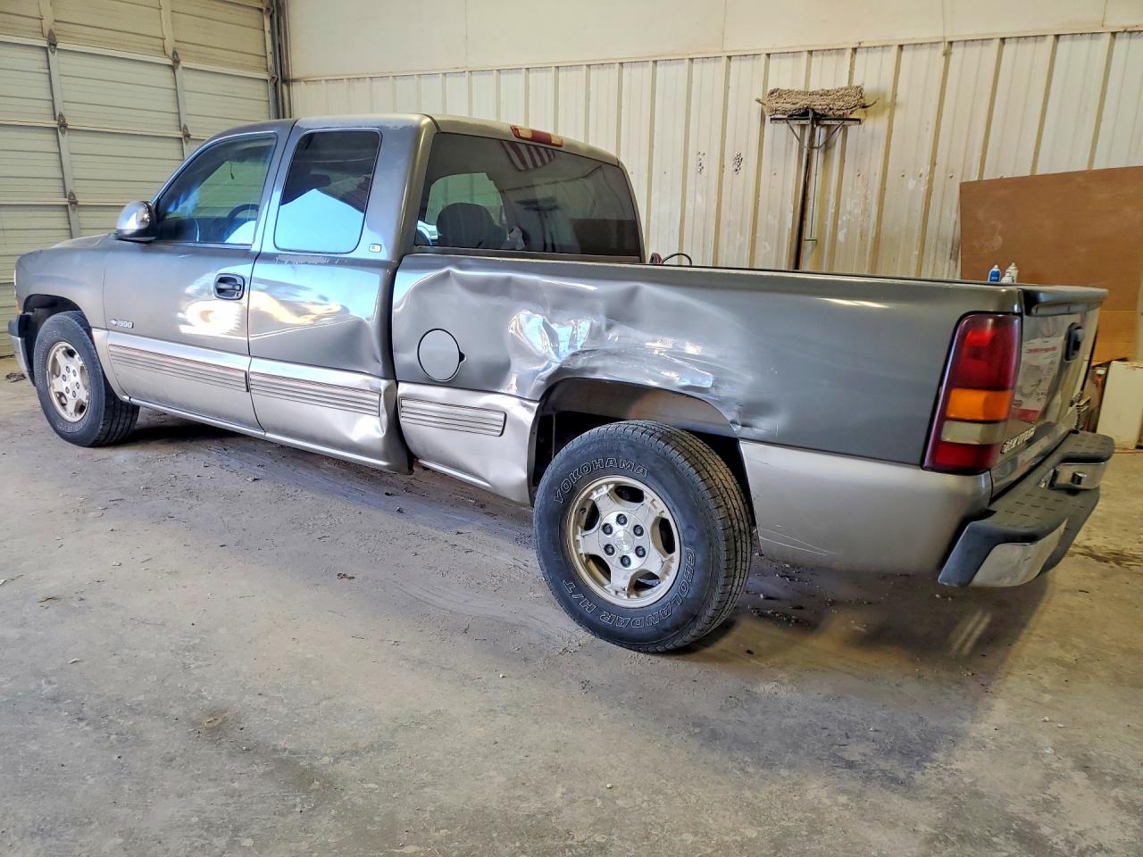 2000 Chevrolet Silverado C1500 Gray vin: 2GCEC19T5Y1129870
