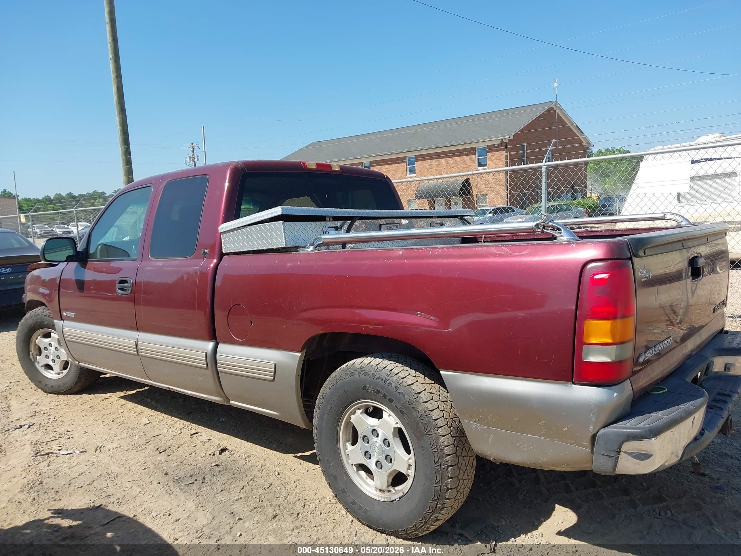 2000 Chevrolet Silverado 1500 Ls Burgundy vin: 2GCEC19T5Y1207385