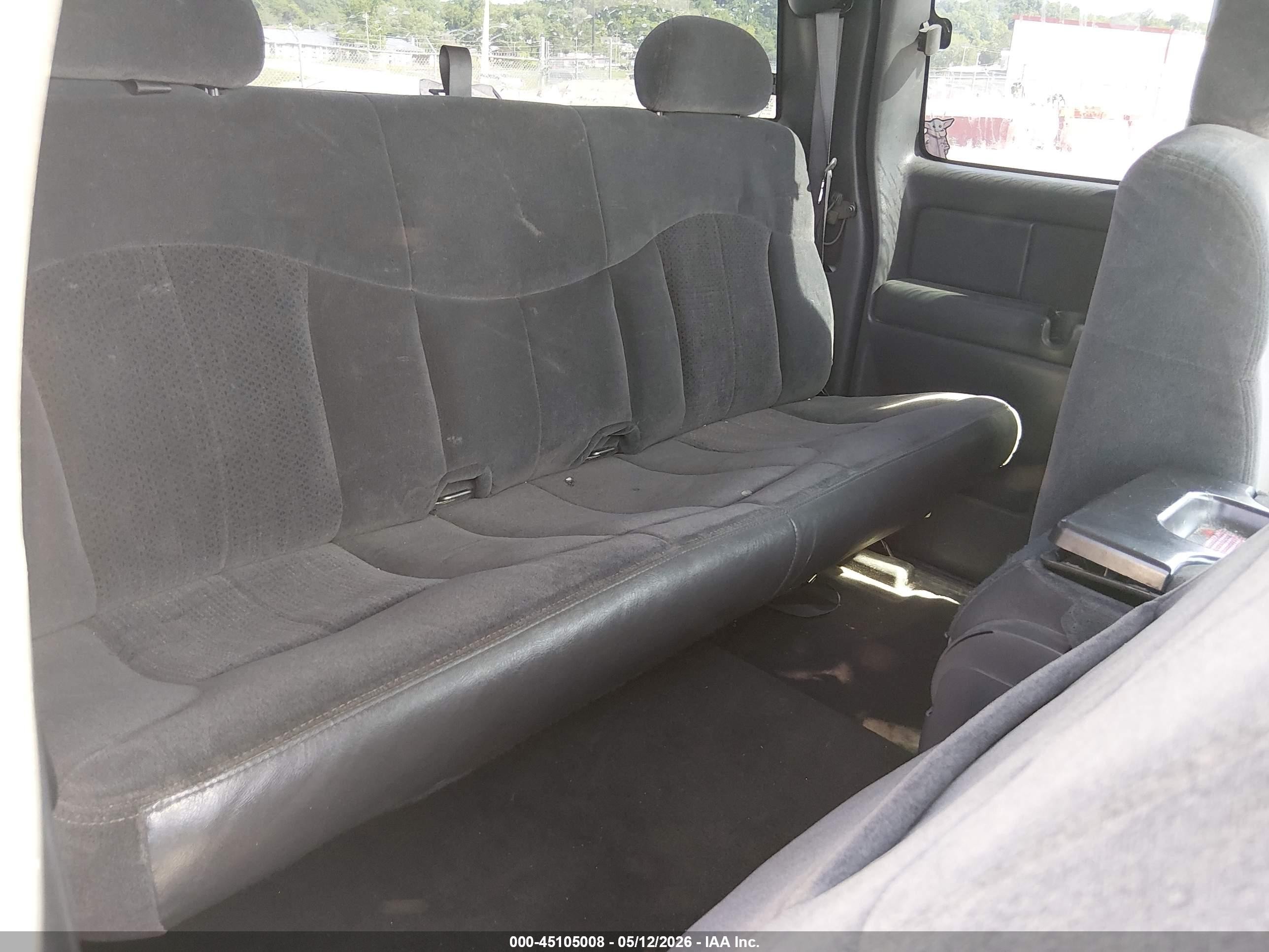 2001 Chevrolet Silverado 1500 Ls Белый vin: 2GCEC19T611101971
