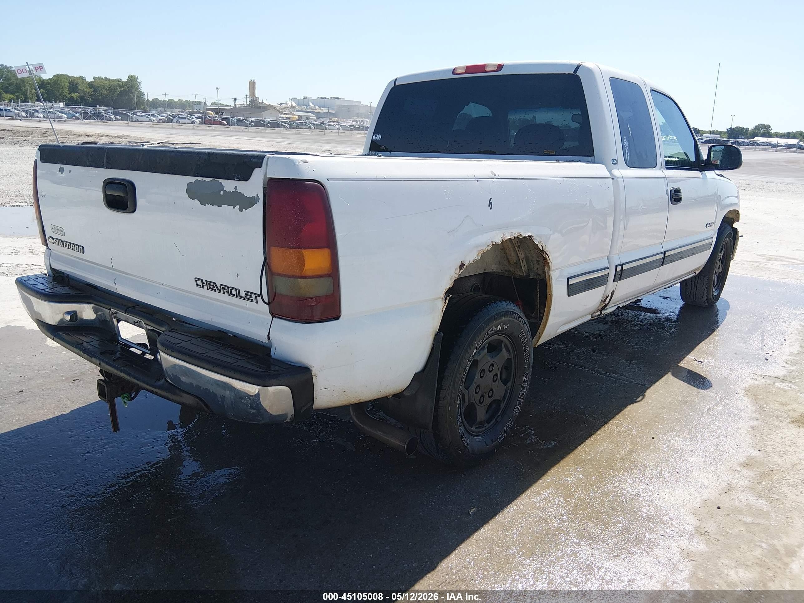 2001 Chevrolet Silverado 1500 Ls Белый vin: 2GCEC19T611101971