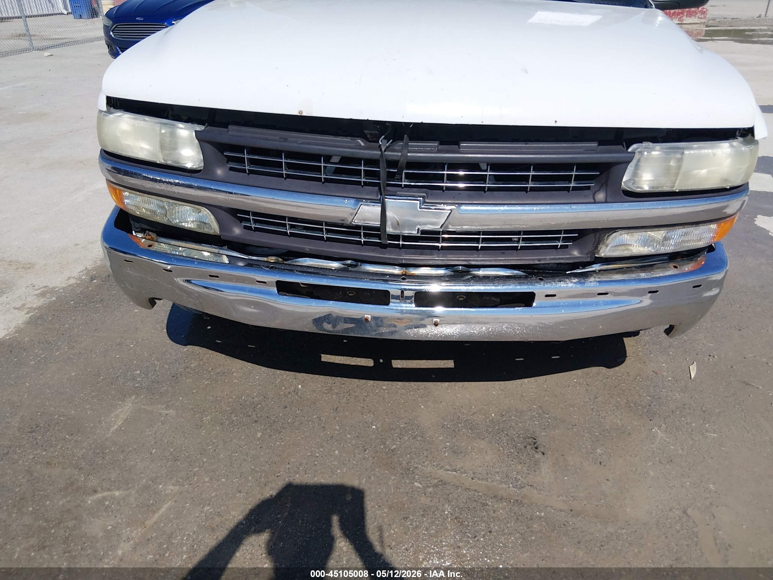 2001 Chevrolet Silverado 1500 Ls Белый vin: 2GCEC19T611101971
