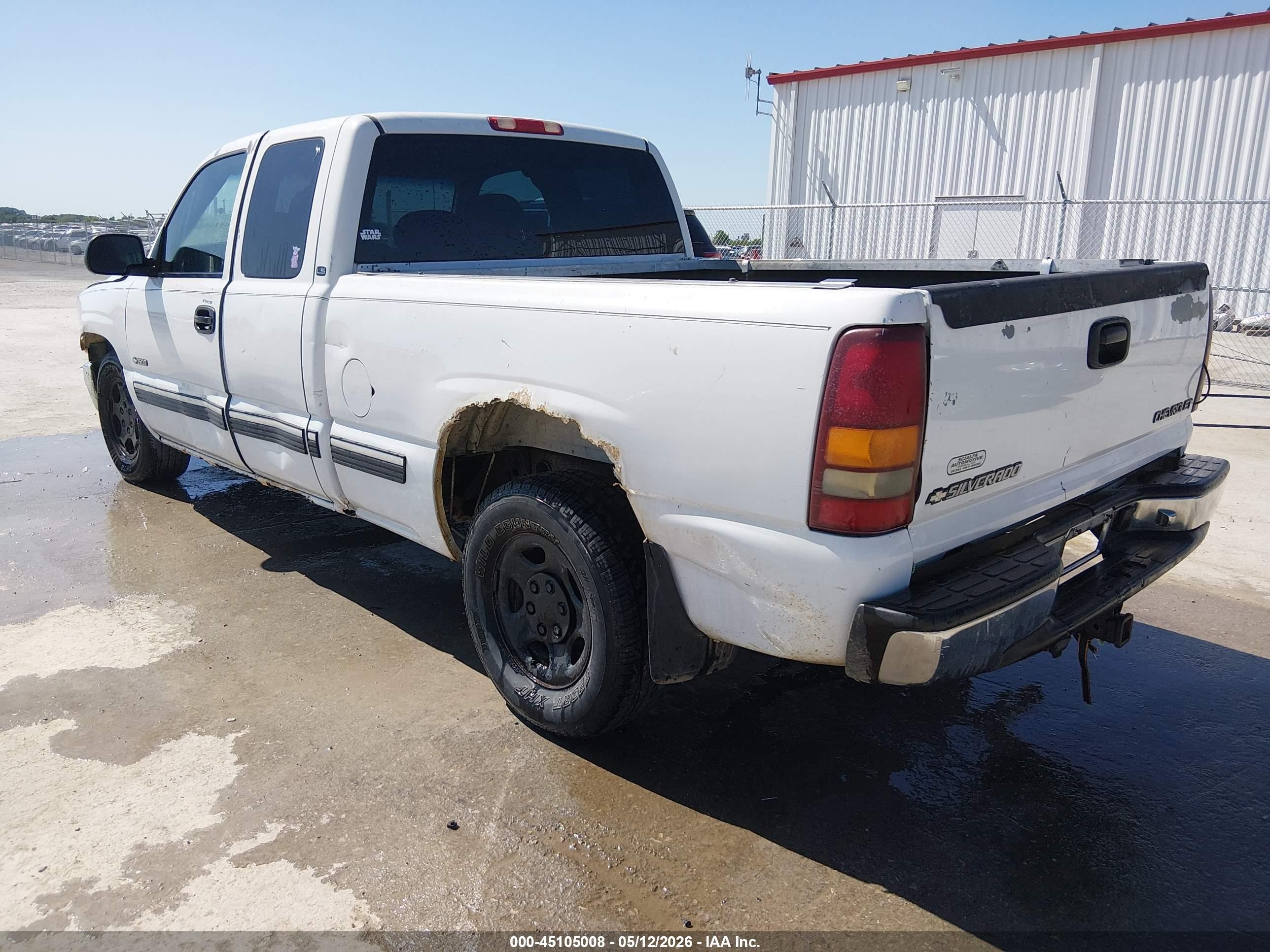 2001 Chevrolet Silverado 1500 Ls Белый vin: 2GCEC19T611101971