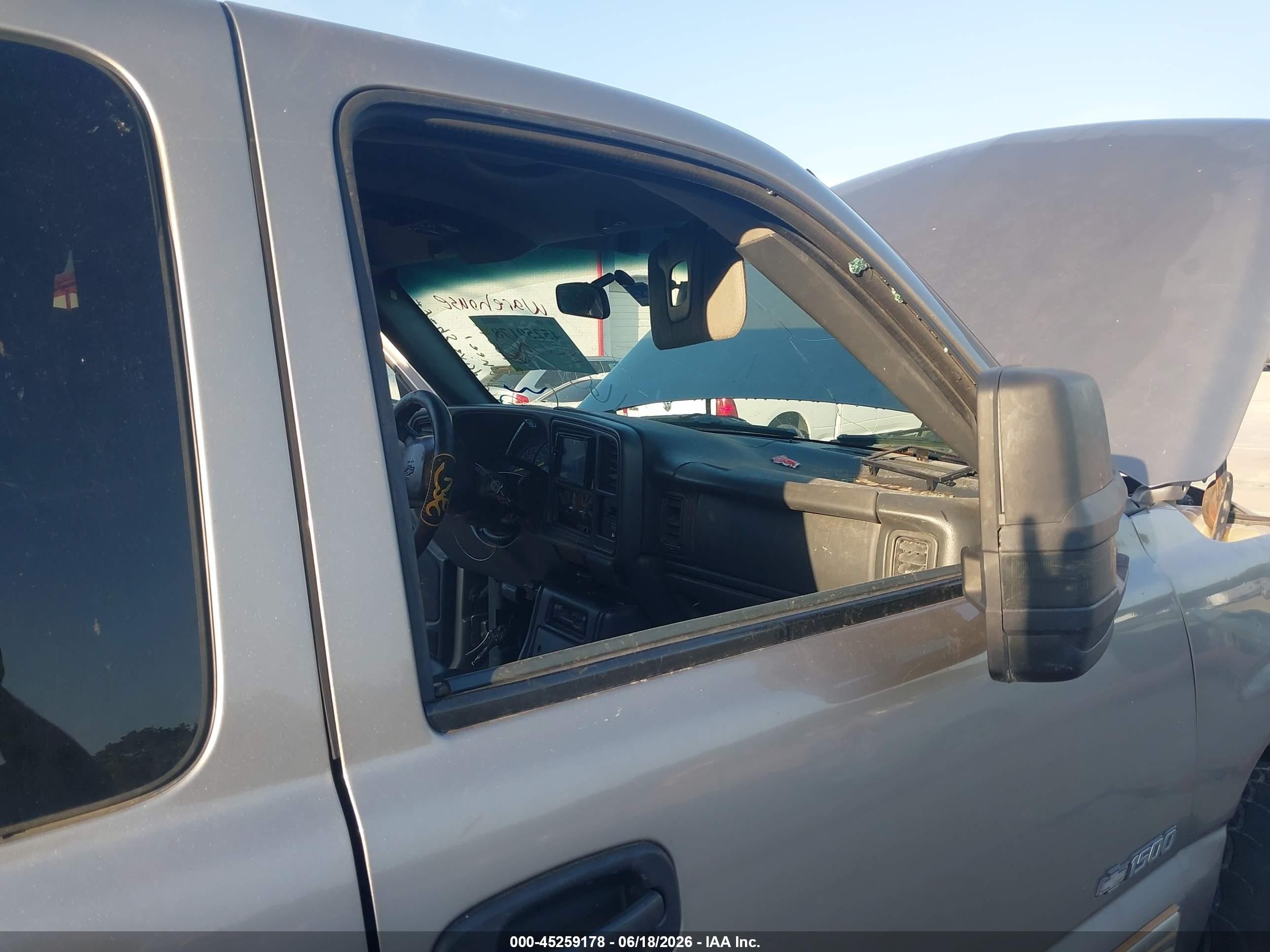 2001 Chevrolet Silverado 1500 Ls Silver vin: 2GCEC19T611160275