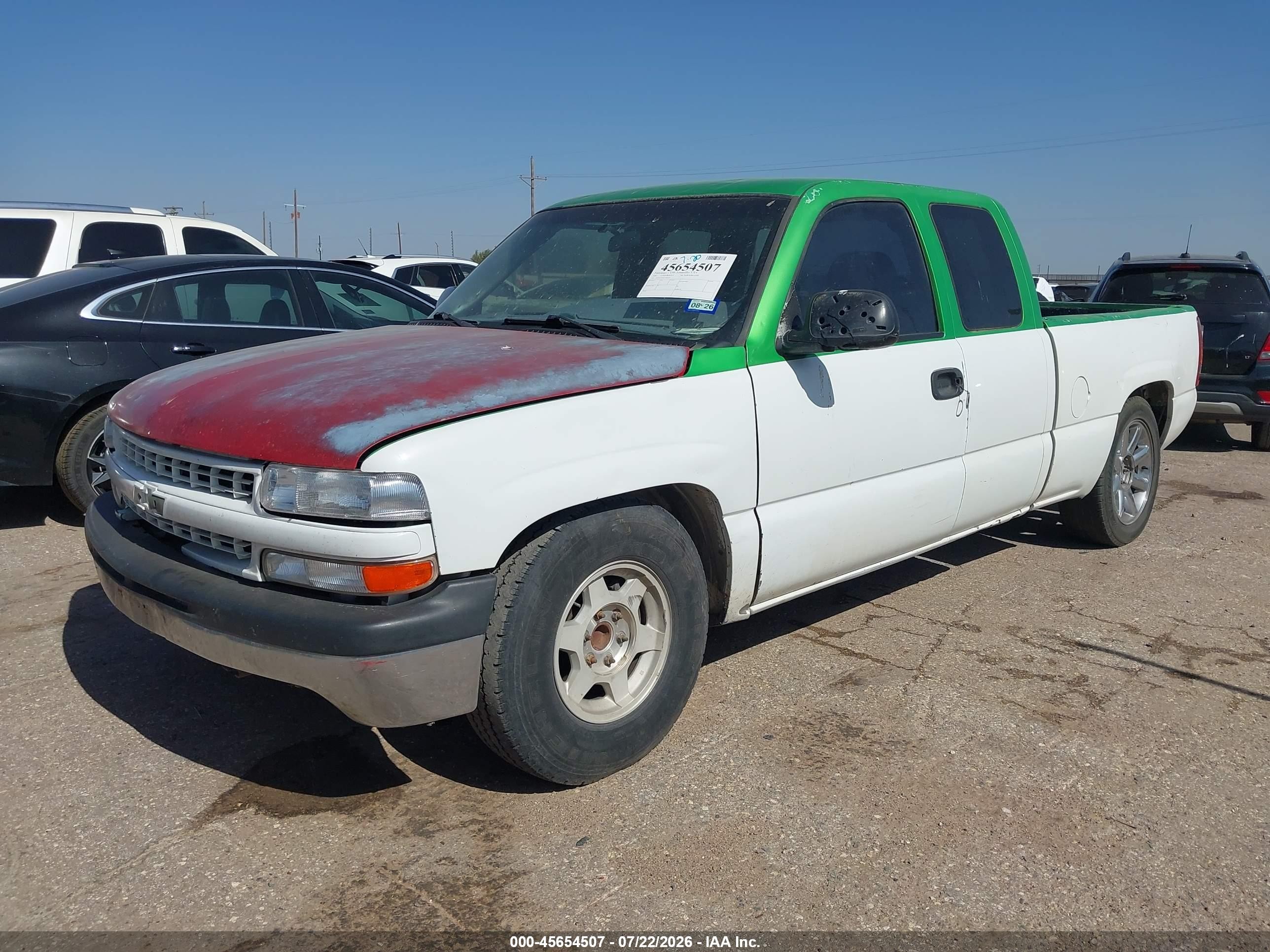 2001 Chevrolet Silverado 1500 Ls Белый vin: 2GCEC19T611342235