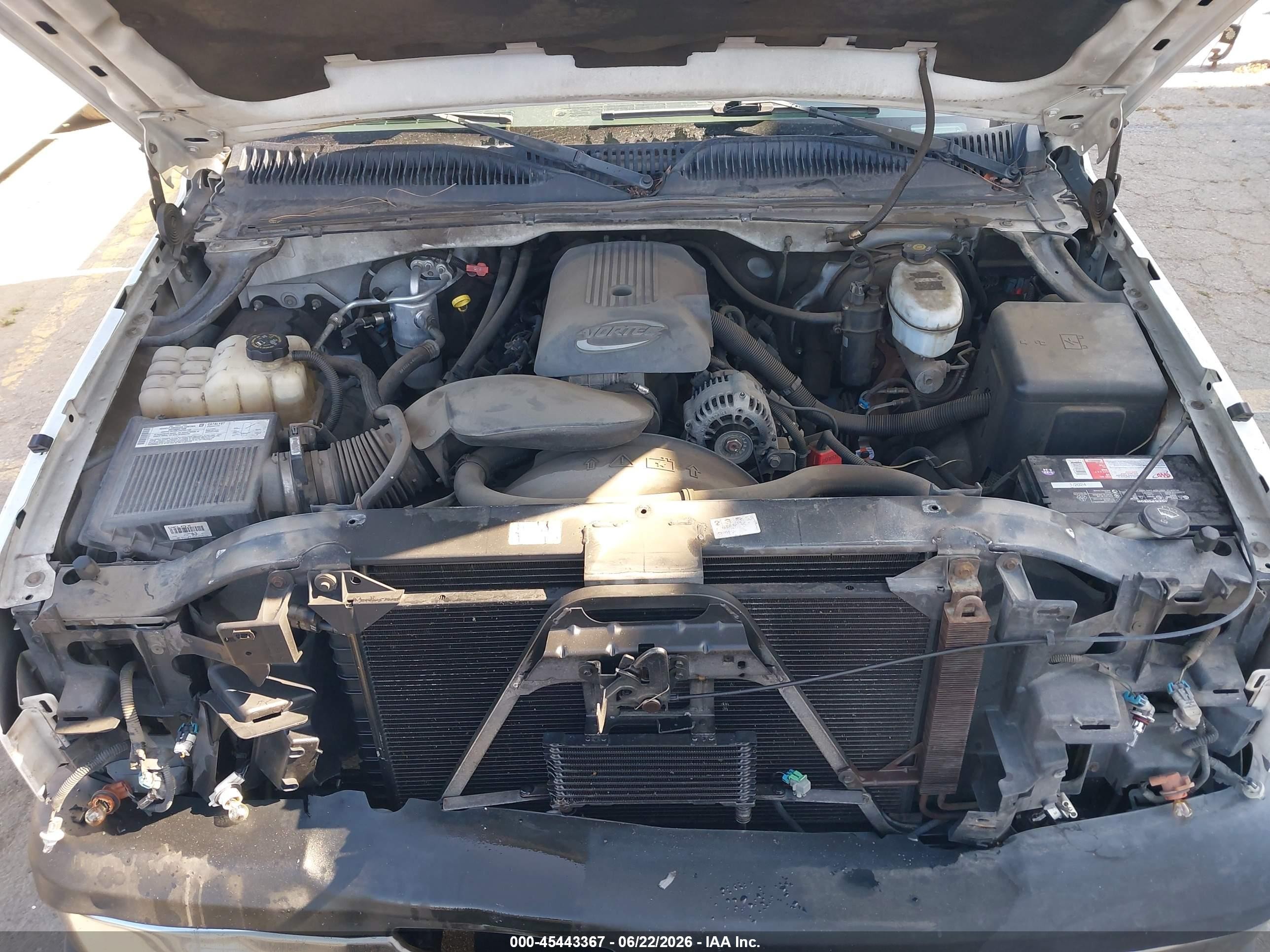 2004 Chevrolet Silverado 1500 Ls White vin: 2GCEC19T641384733