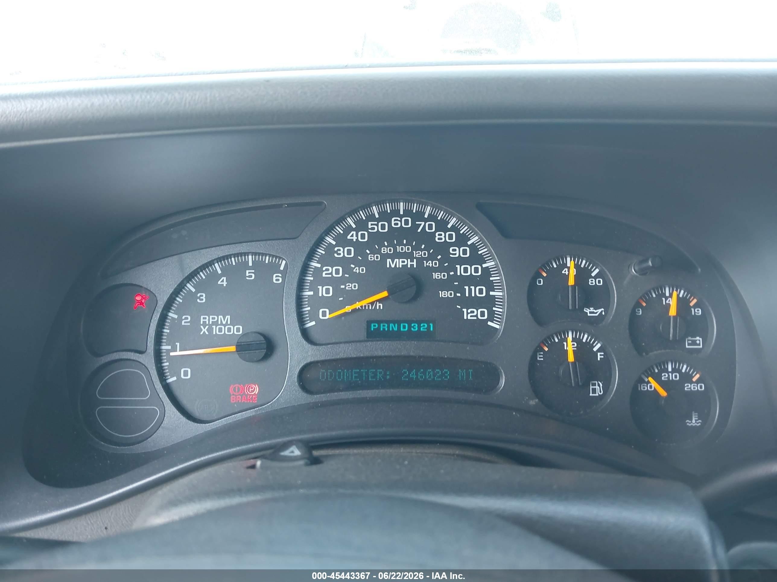 2004 Chevrolet Silverado 1500 Ls White vin: 2GCEC19T641384733
