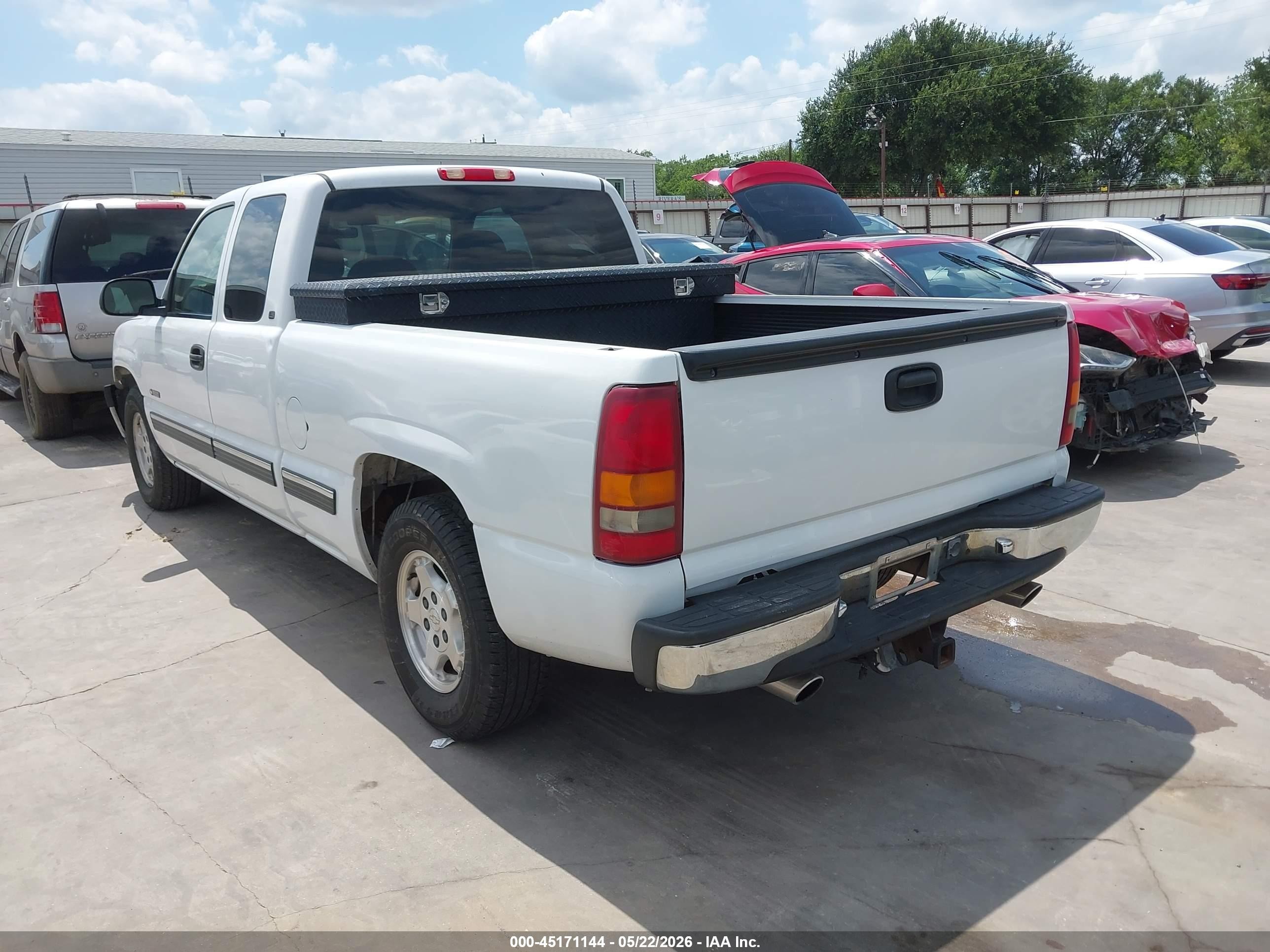 1999 Chevrolet Silverado 1500 Ls White vin: 2GCEC19T6X1160978