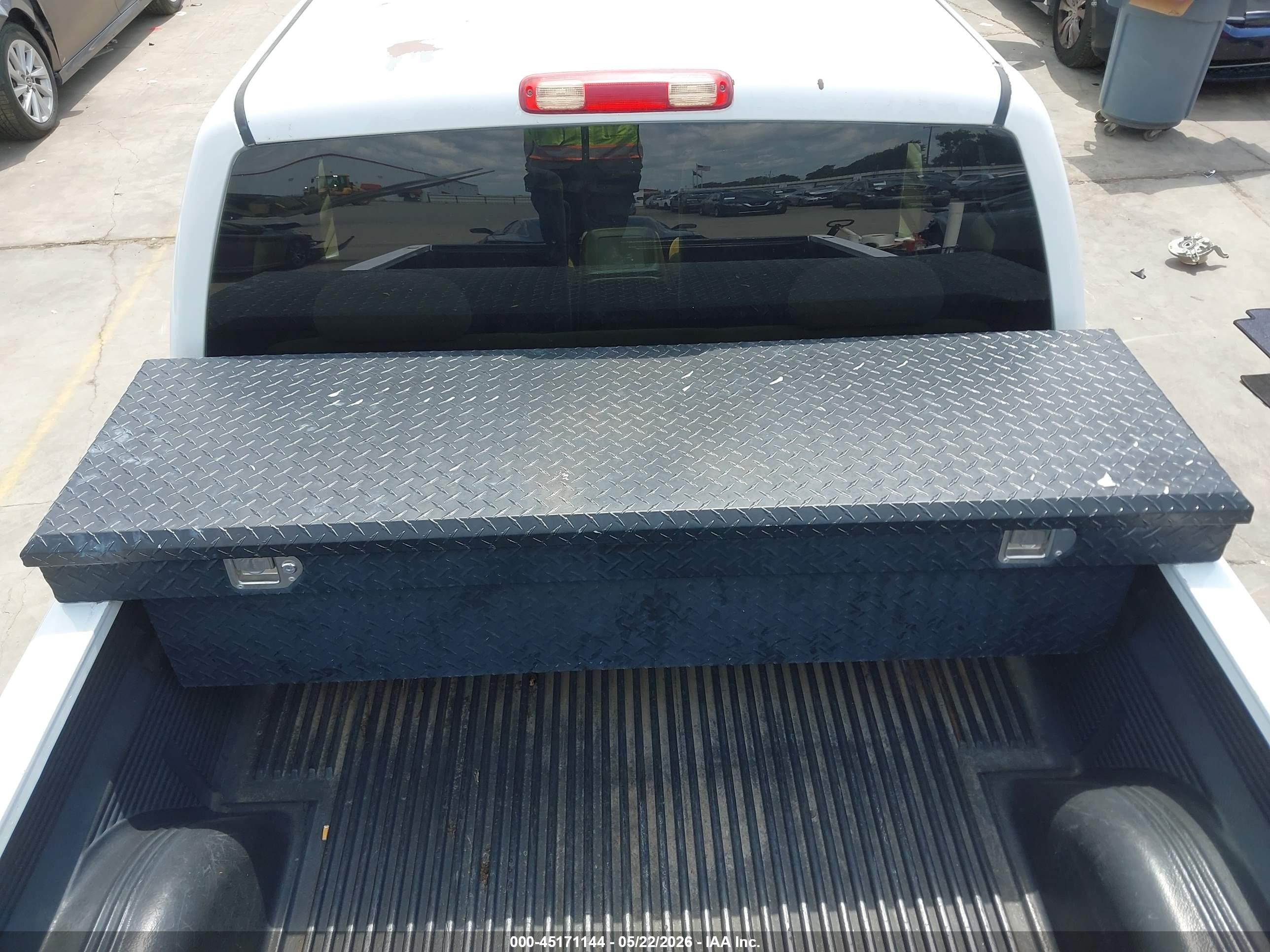 1999 Chevrolet Silverado 1500 Ls White vin: 2GCEC19T6X1160978