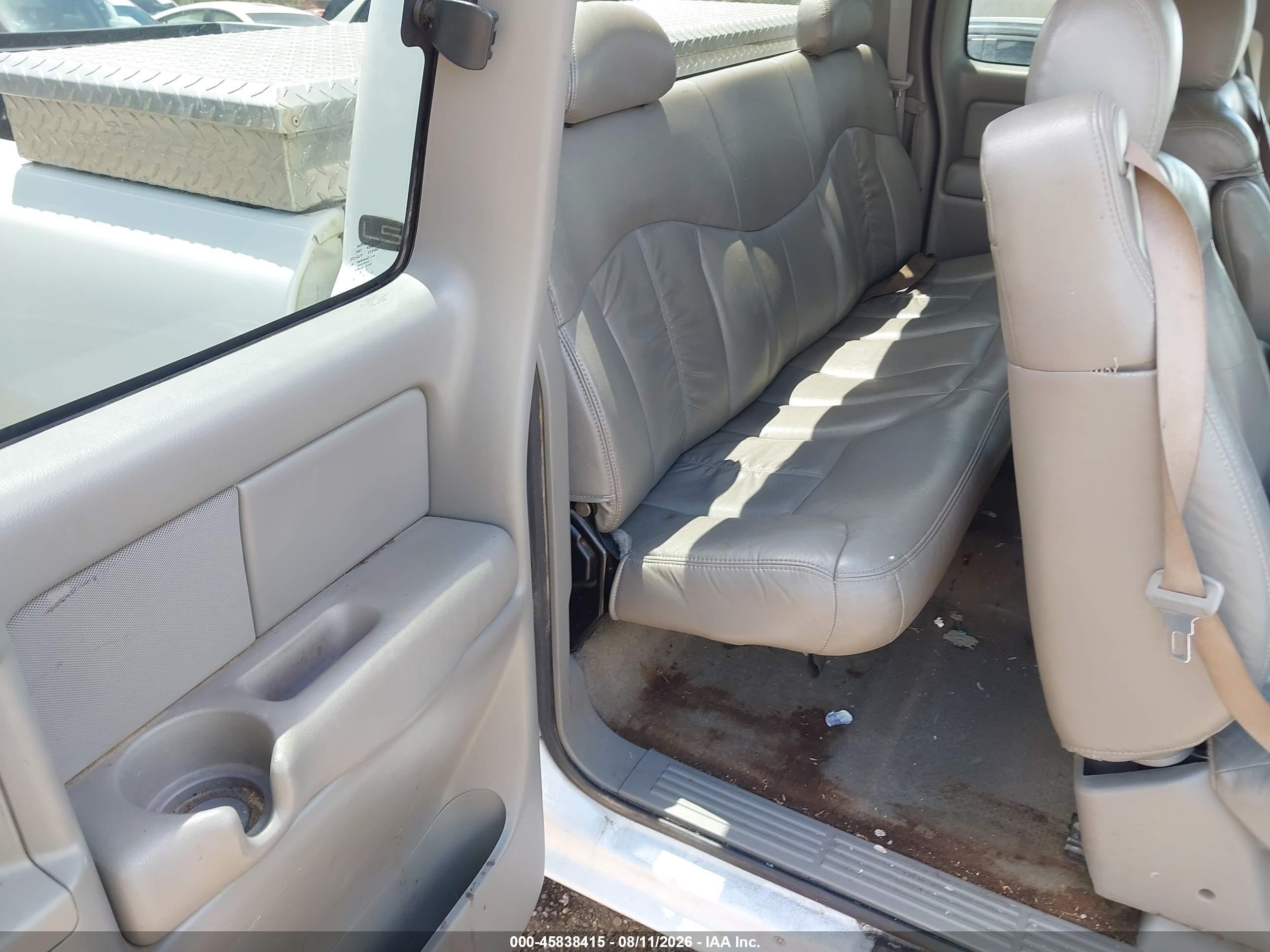2000 Chevrolet Silverado 1500 Ls White vin: 2GCEC19T6Y1337997