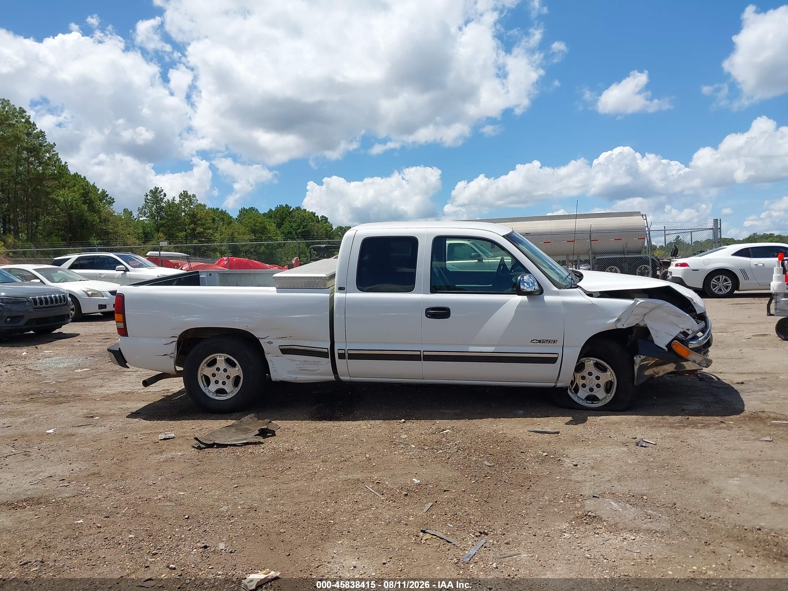 2000 Chevrolet Silverado 1500 Ls White vin: 2GCEC19T6Y1337997