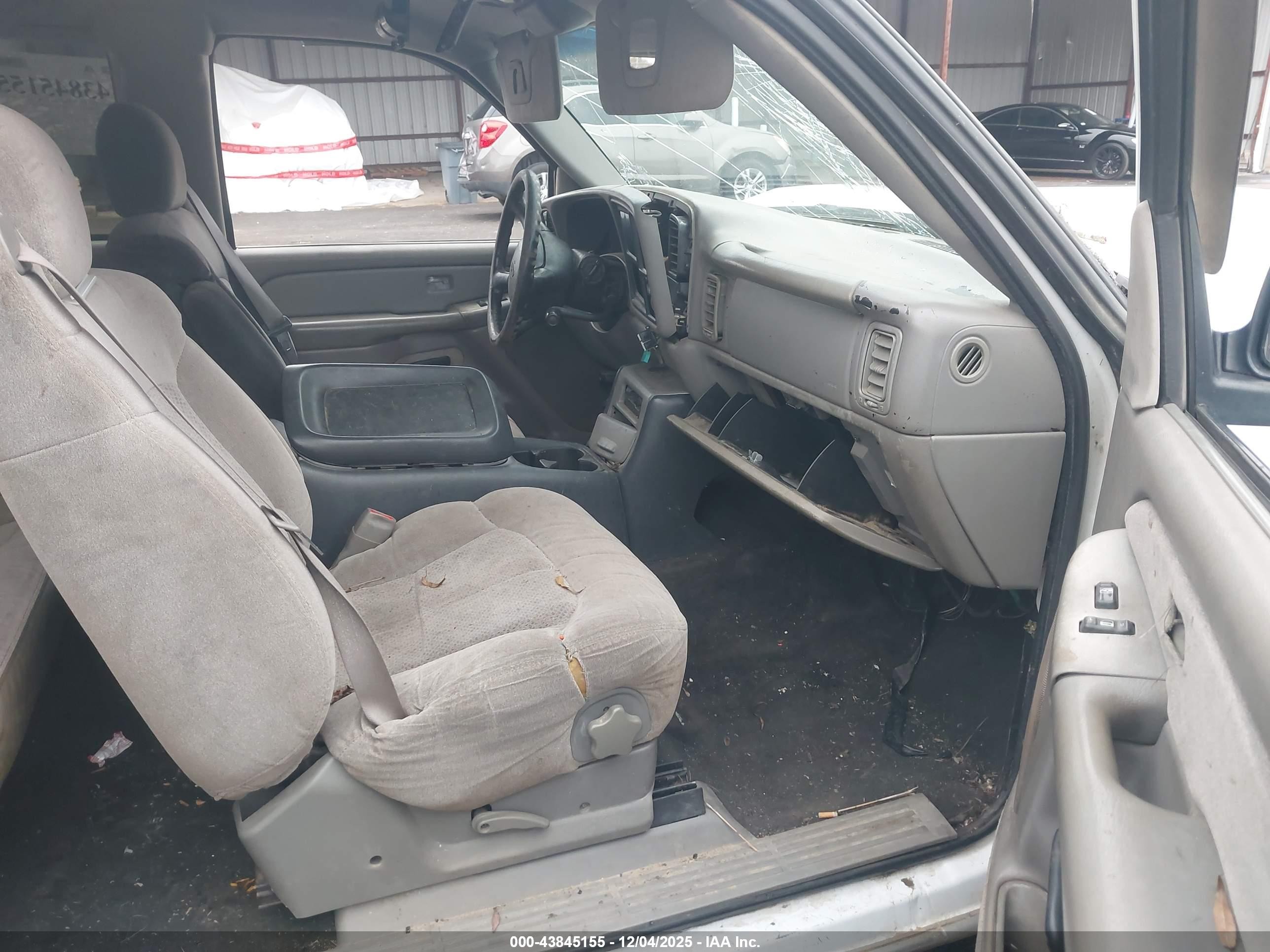 2000 Chevrolet Silverado 1500 Ls White vin: 2GCEC19T6Y1401035