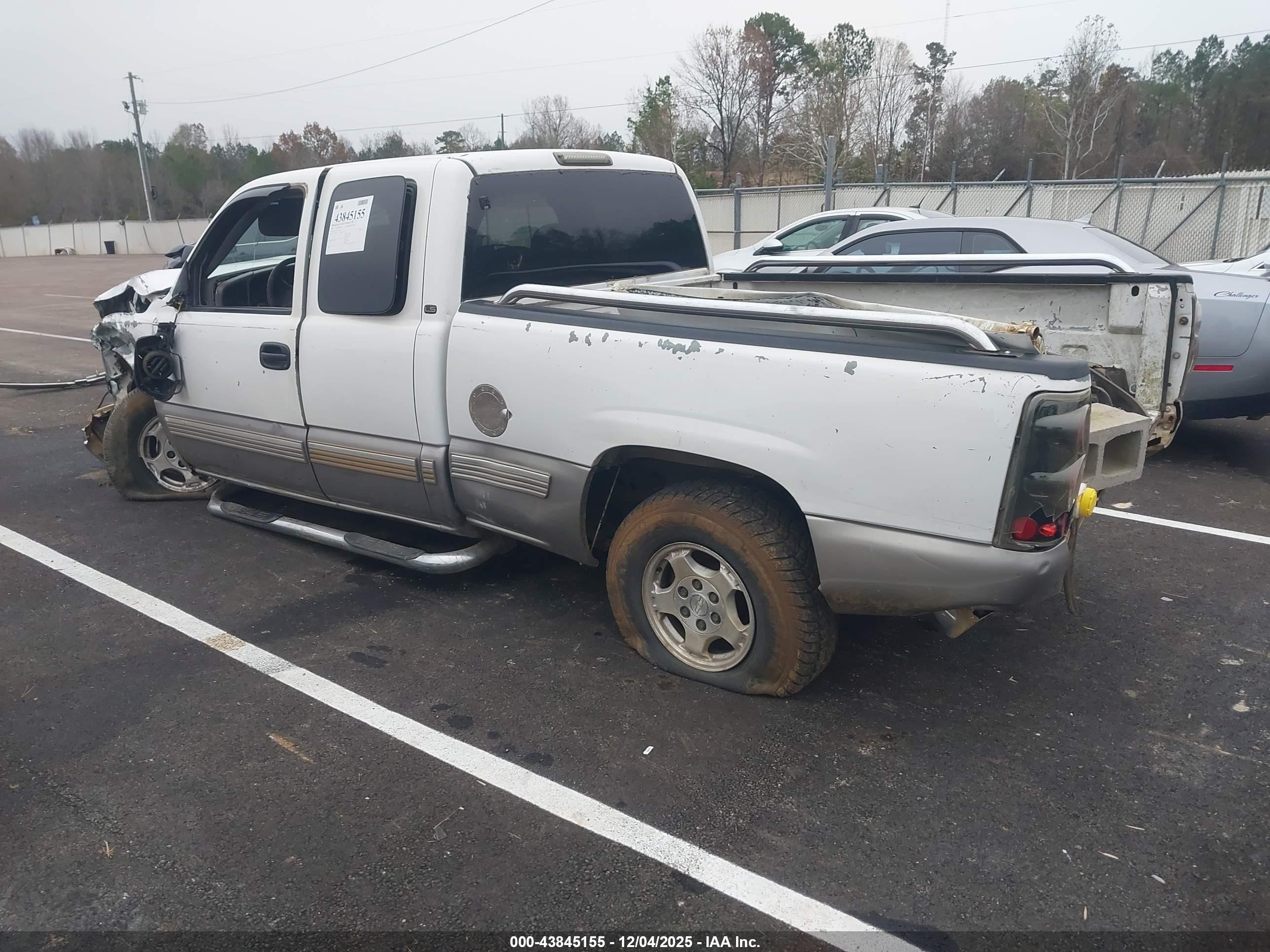 2000 Chevrolet Silverado 1500 Ls White vin: 2GCEC19T6Y1401035