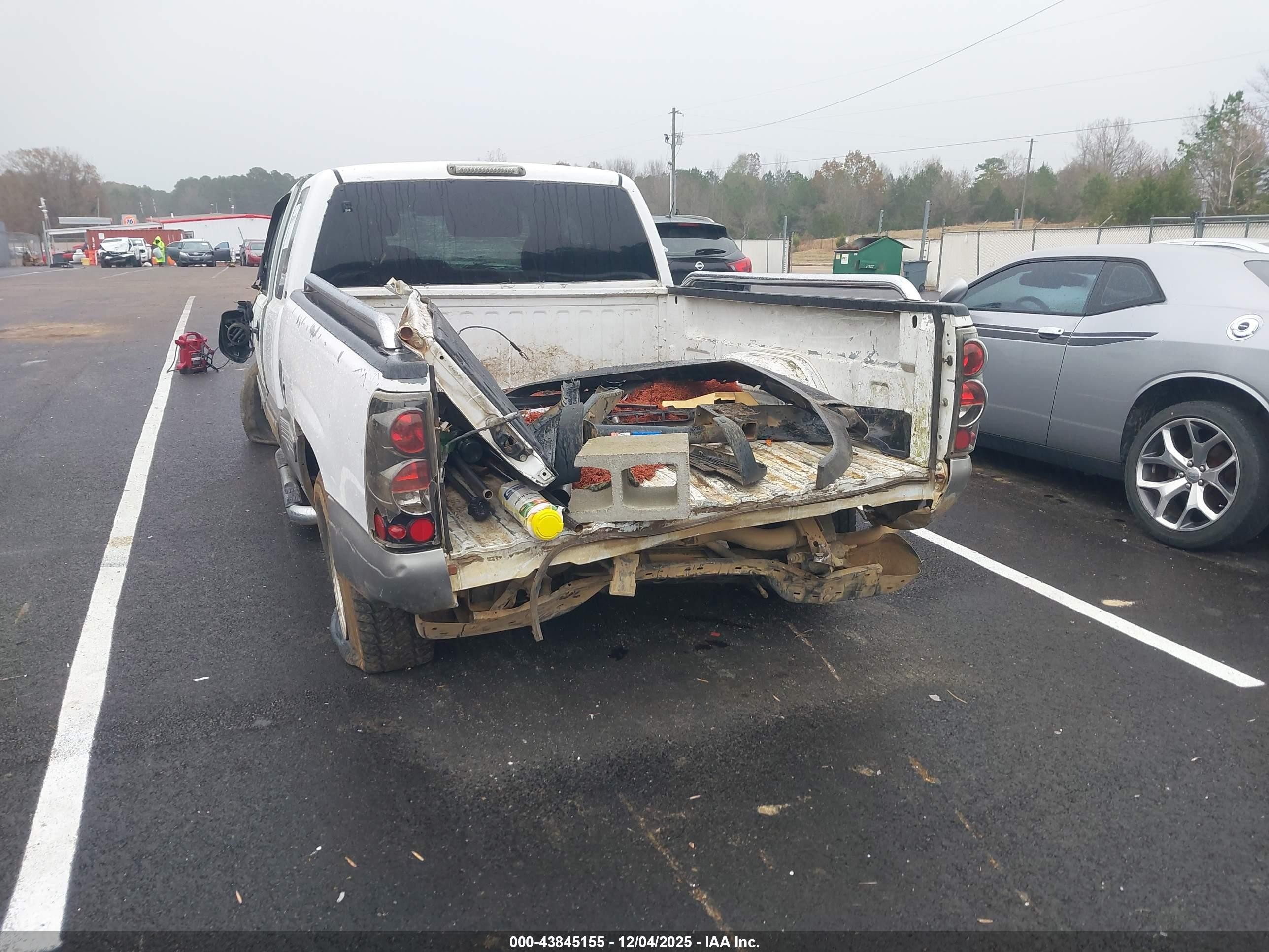 2000 Chevrolet Silverado 1500 Ls White vin: 2GCEC19T6Y1401035