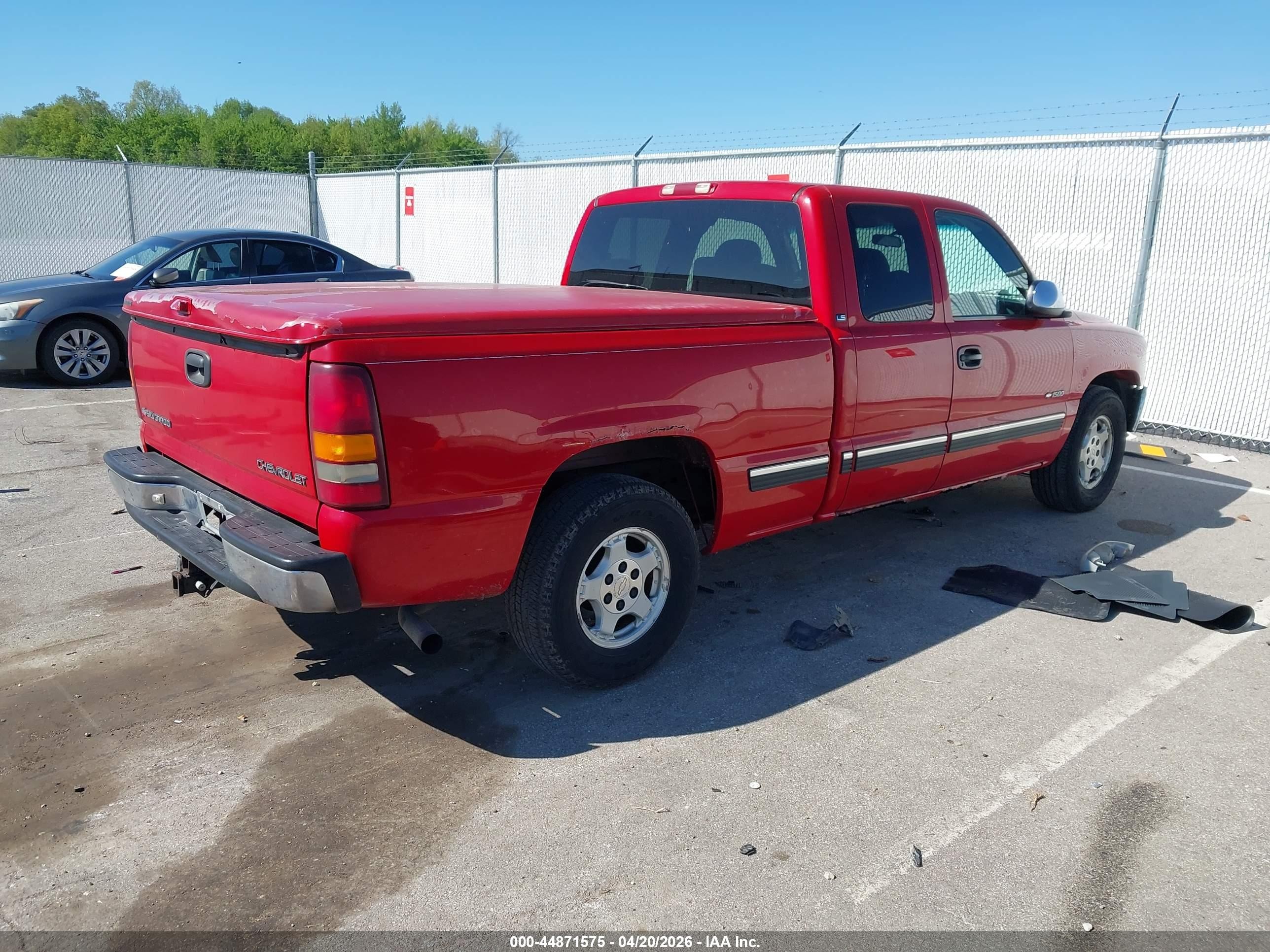 2001 Chevrolet Silverado 1500 Ls Красный vin: 2GCEC19T711395980