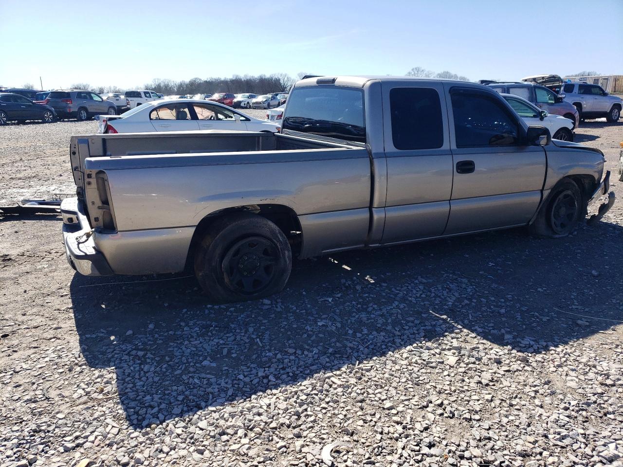 2002 Chevrolet Silverado C1500 Beige vin: 2GCEC19T721125231