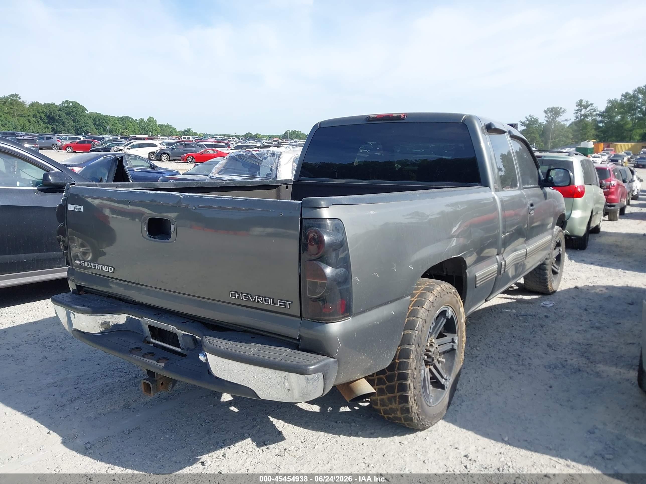 2002 Chevrolet Silverado 1500 Ls Black vin: 2GCEC19T721169181