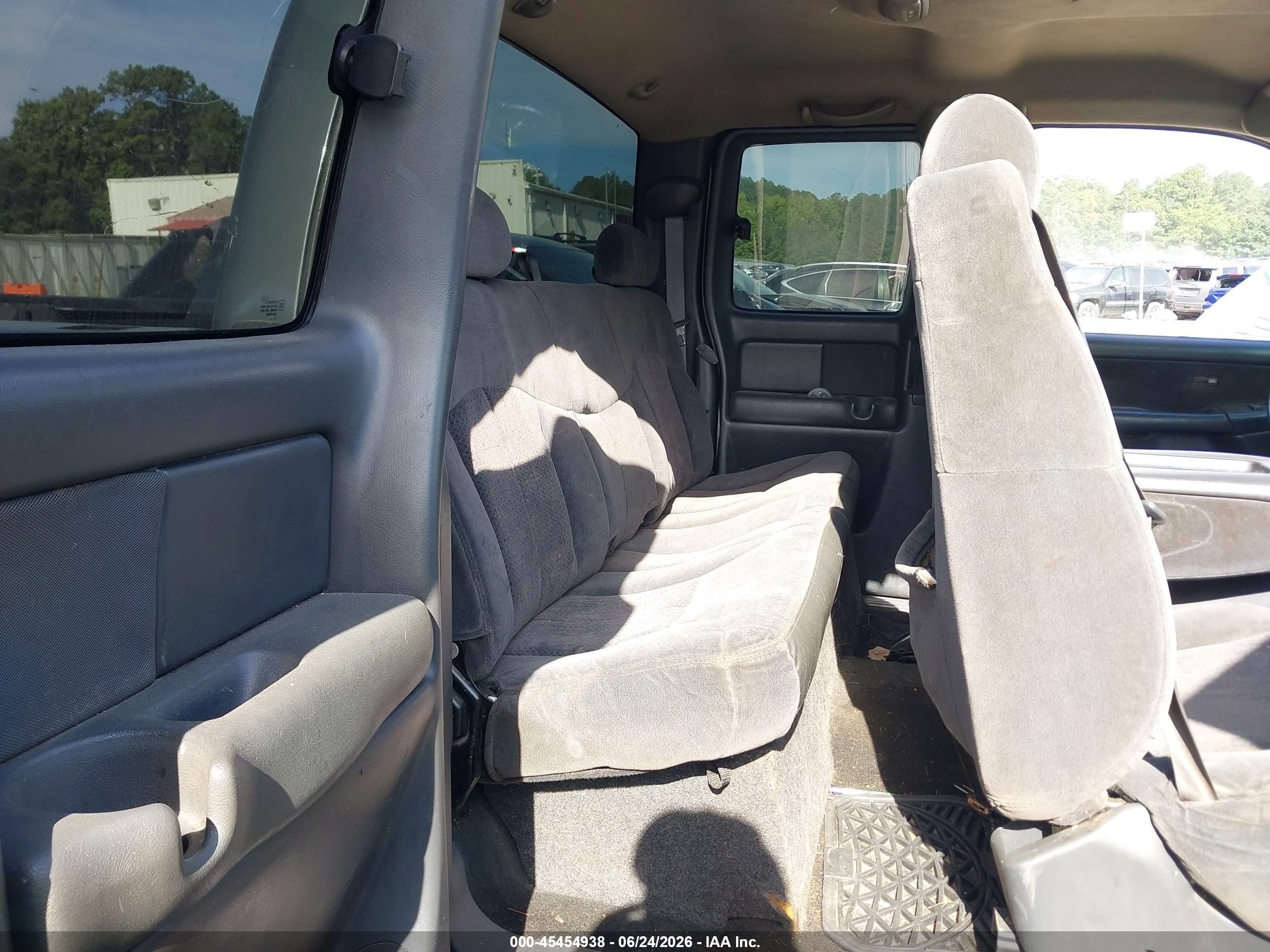 2002 Chevrolet Silverado 1500 Ls Black vin: 2GCEC19T721169181