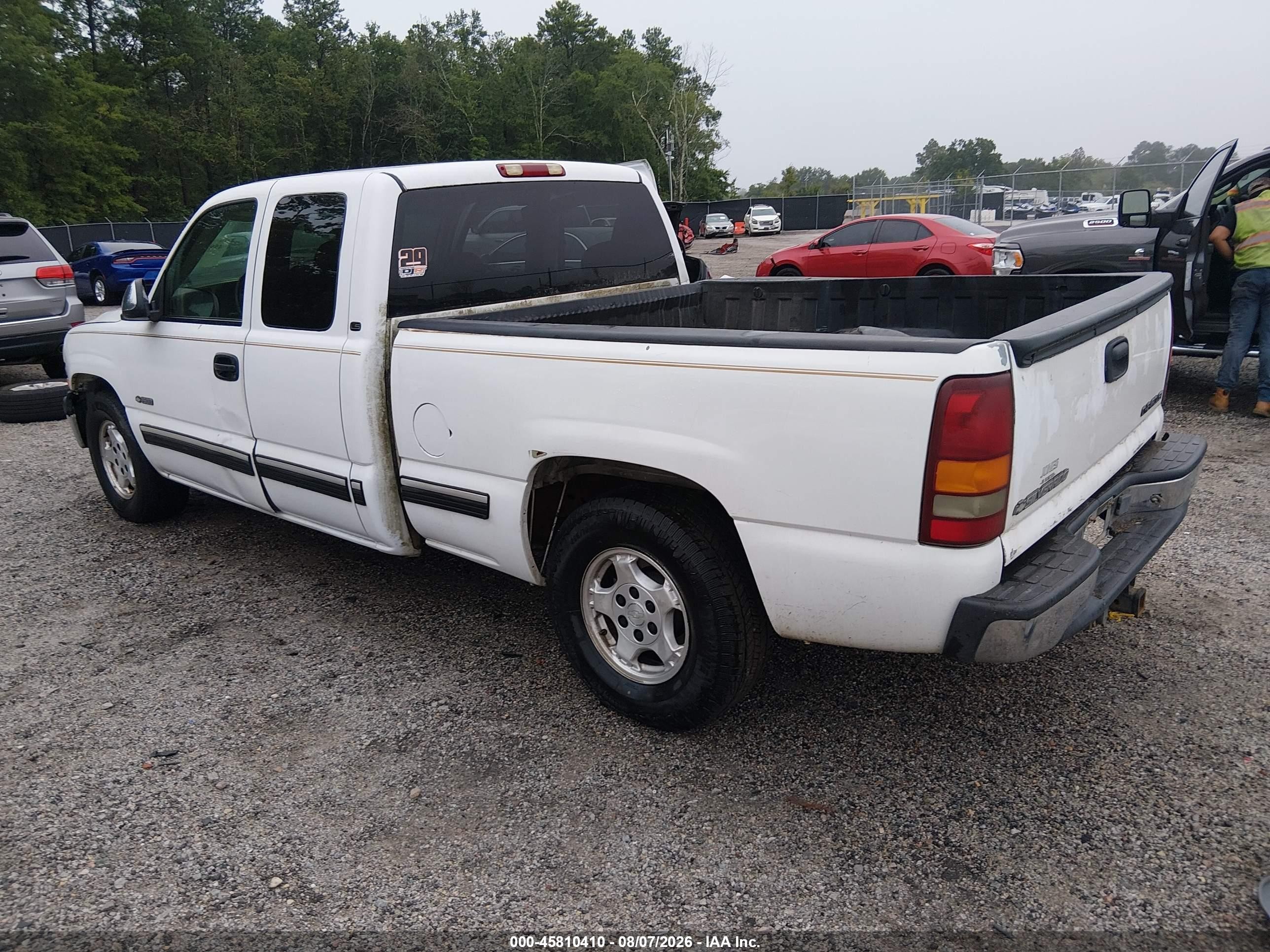 2002 Chevrolet Silverado 1500 Ls White vin: 2GCEC19T721315191