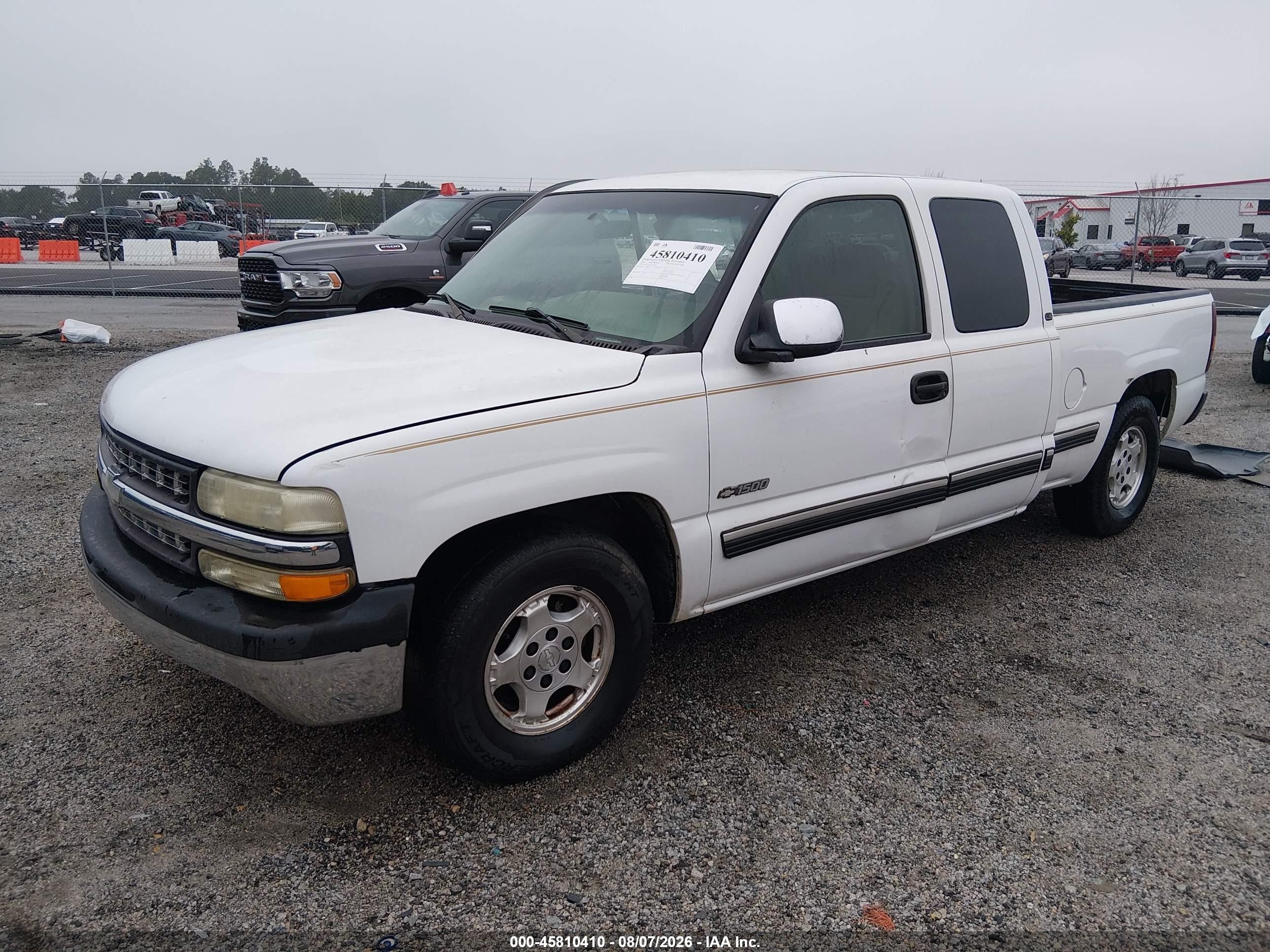2002 Chevrolet Silverado 1500 Ls White vin: 2GCEC19T721315191