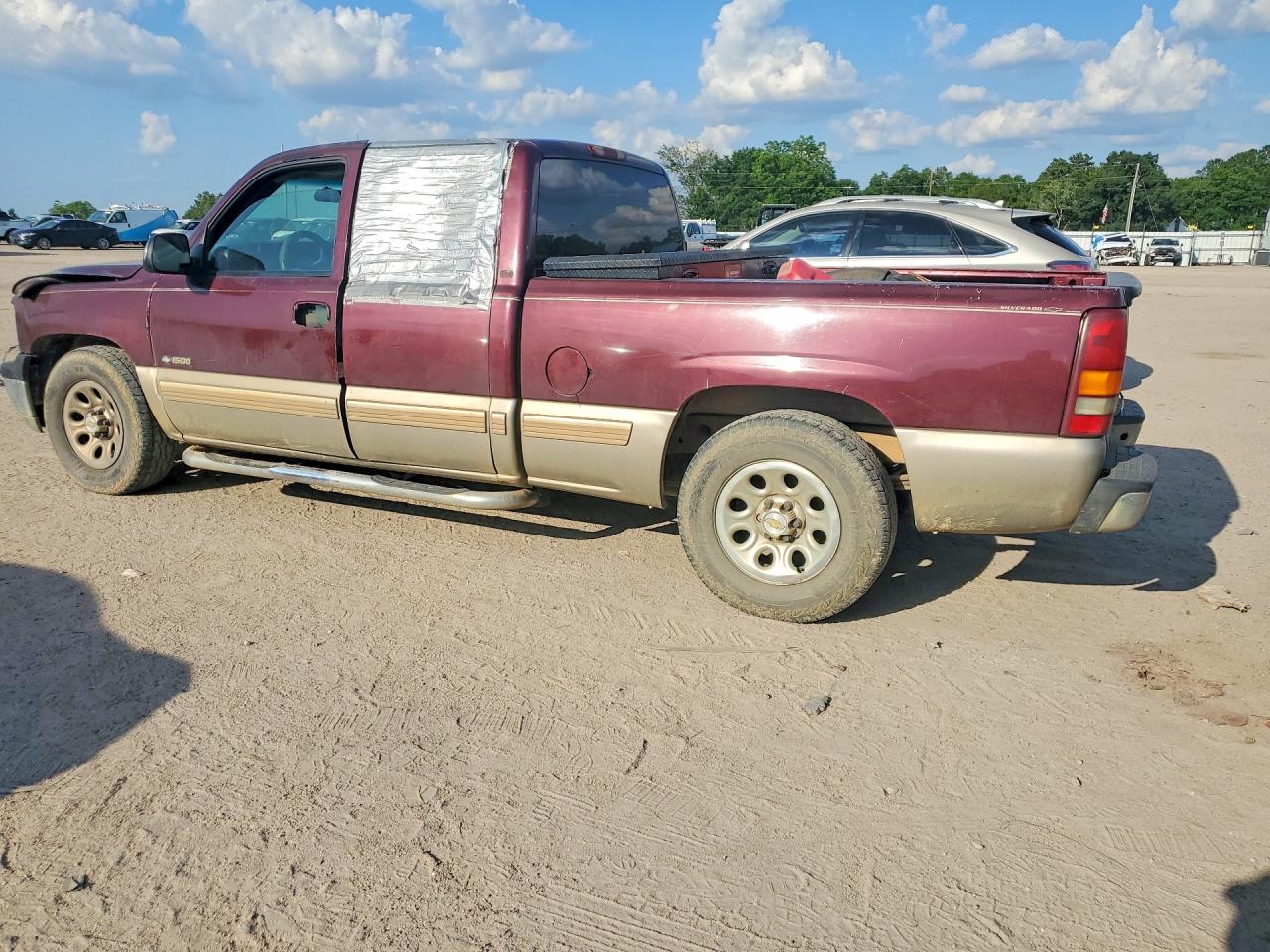 2002 Chevrolet Silverado C1500 Двухцветный vin: 2GCEC19T721364486