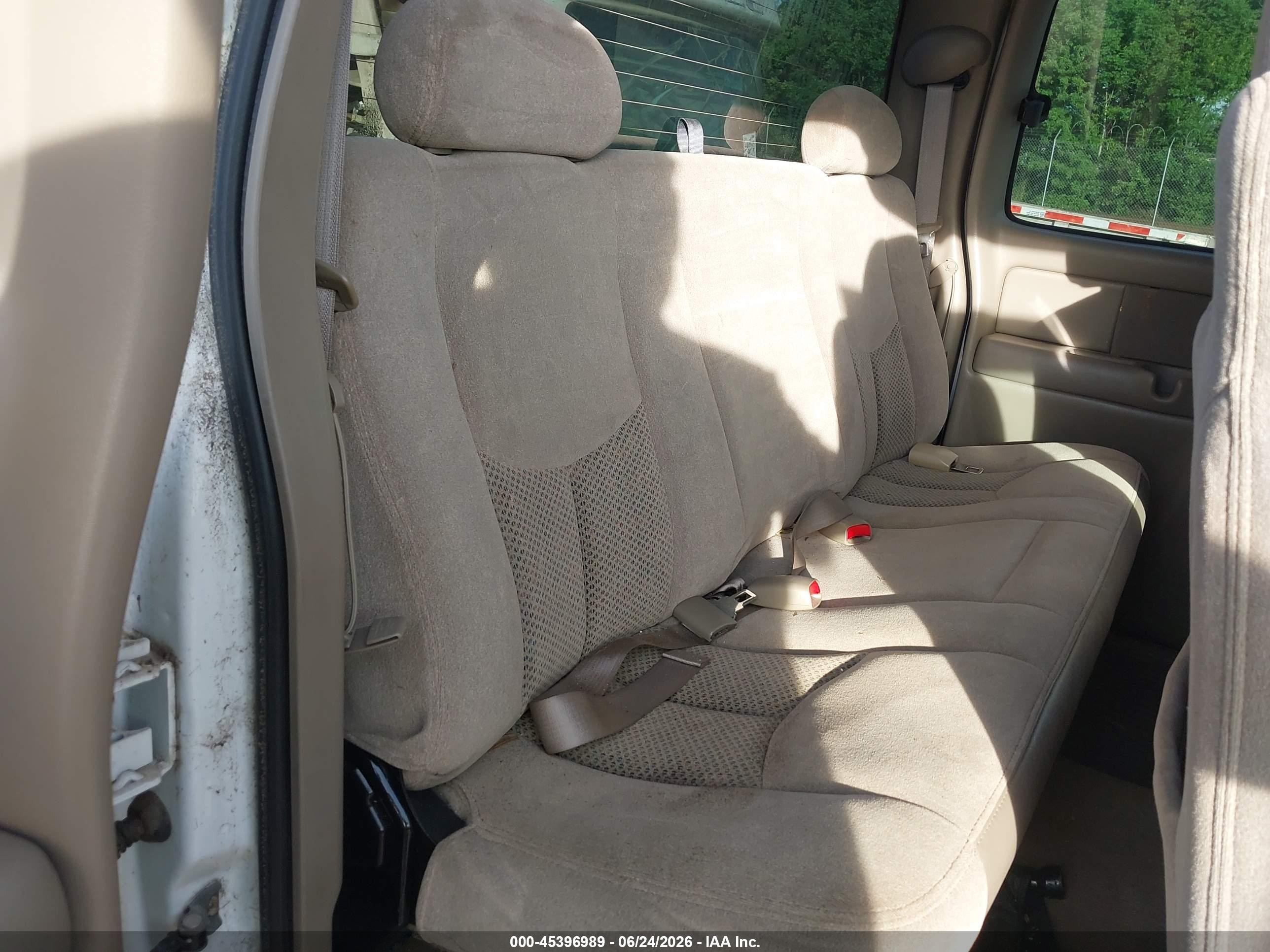 2003 Chevrolet Silverado 1500 Ls White vin: 2GCEC19T731253602