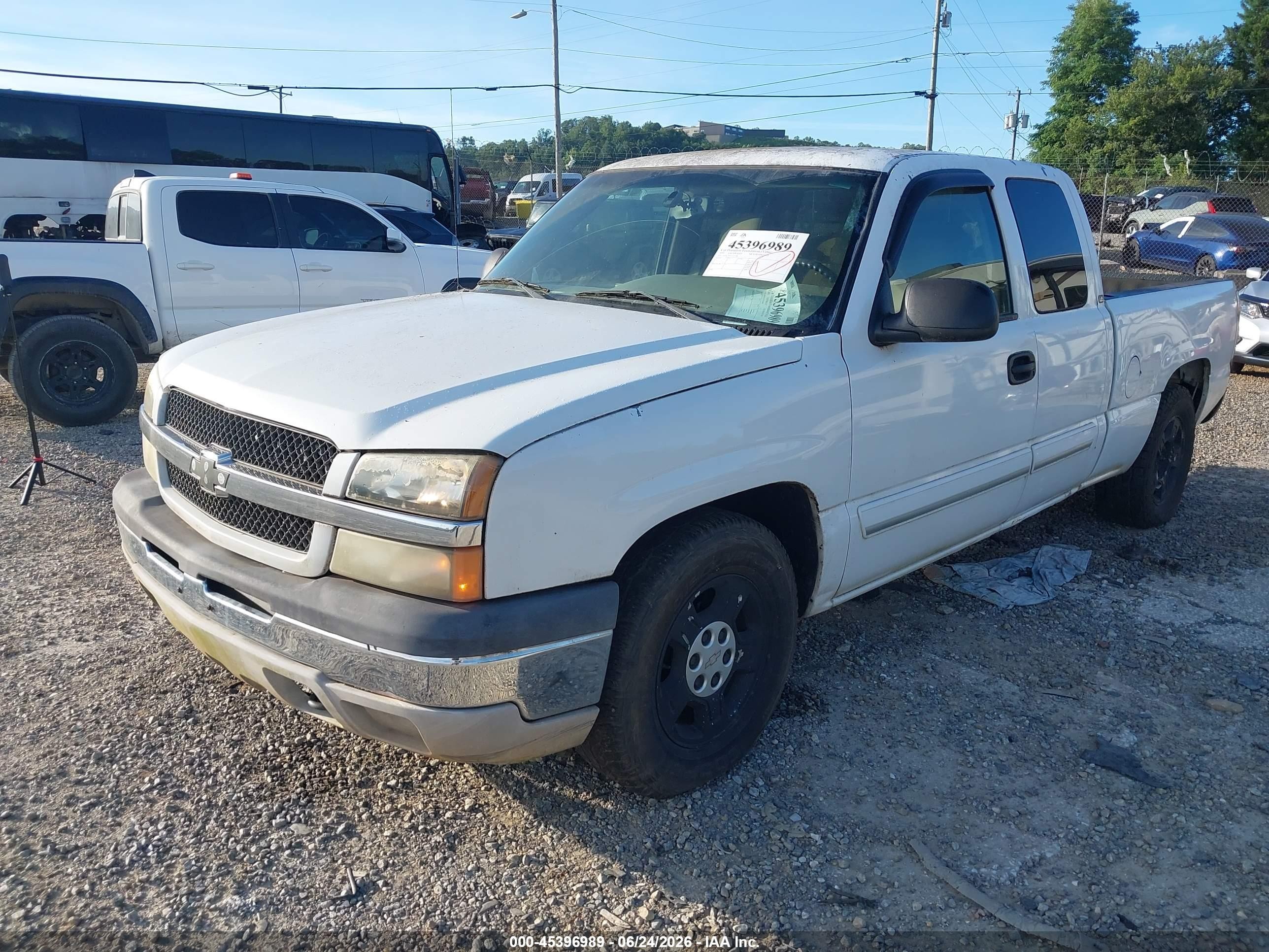 2003 Chevrolet Silverado 1500 Ls White vin: 2GCEC19T731253602