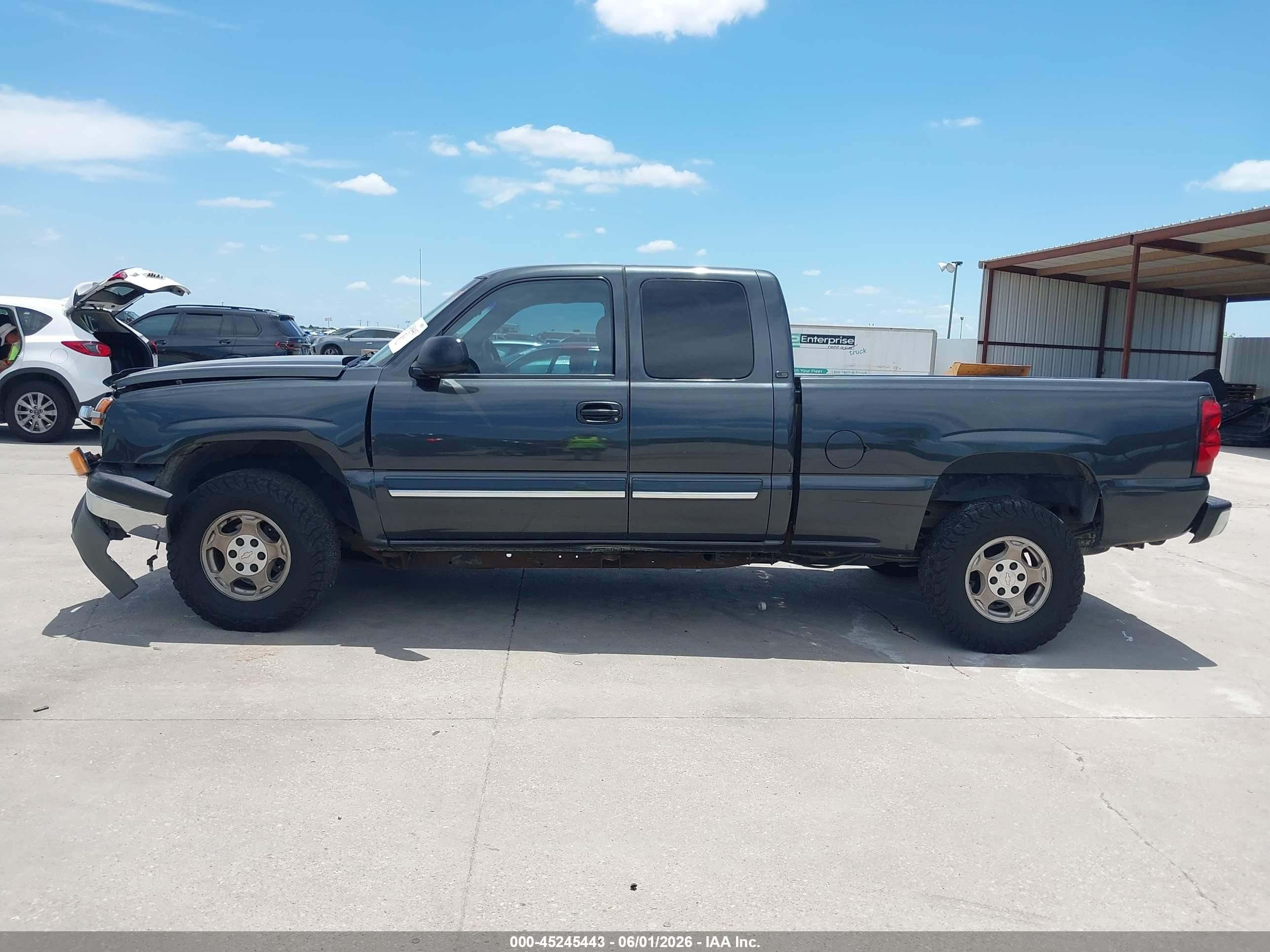 2003 Chevrolet Silverado 1500 Ls Black vin: 2GCEC19T731409198