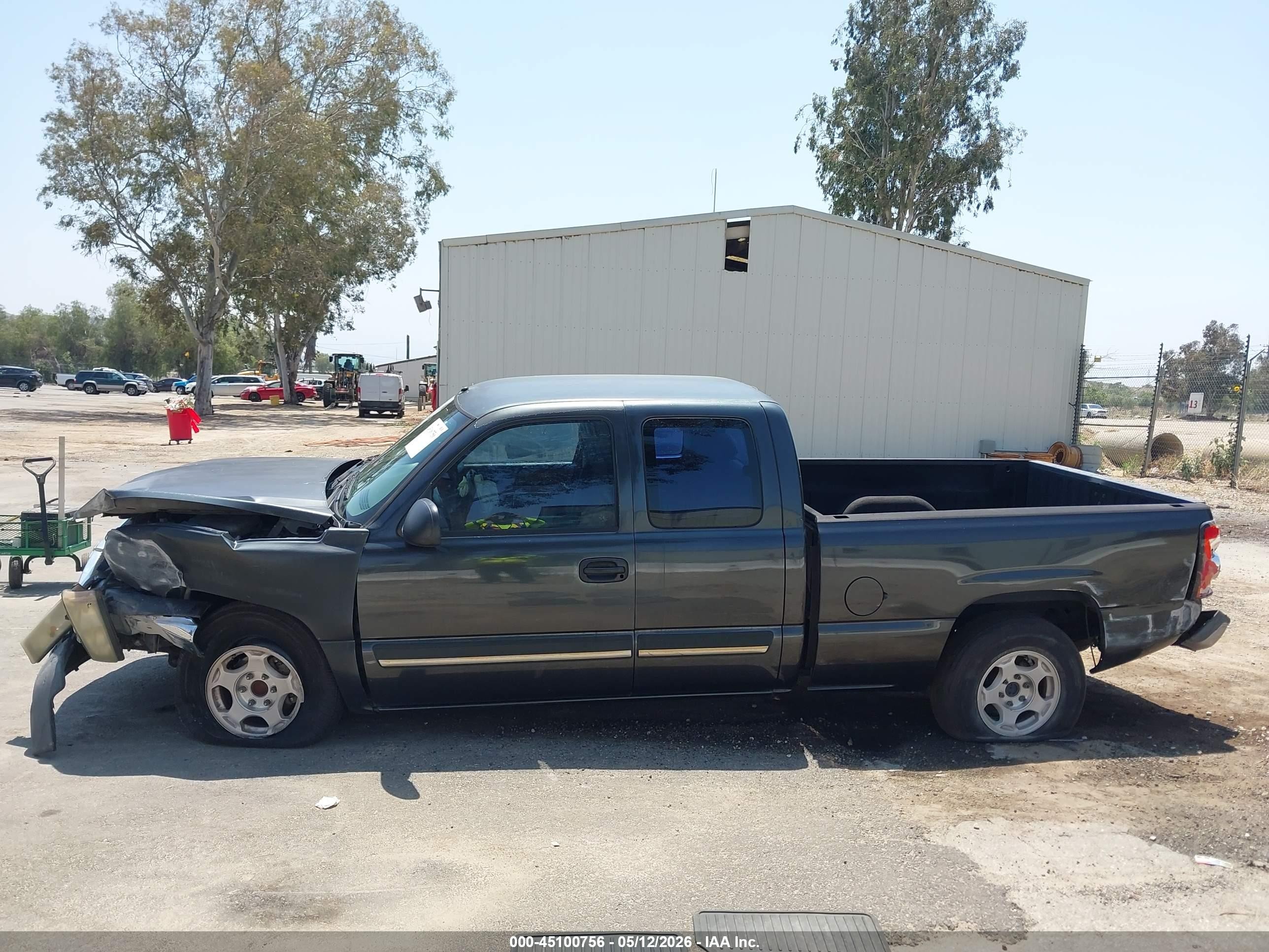2004 Chevrolet Silverado 1500 Ls Green vin: 2GCEC19T741265363