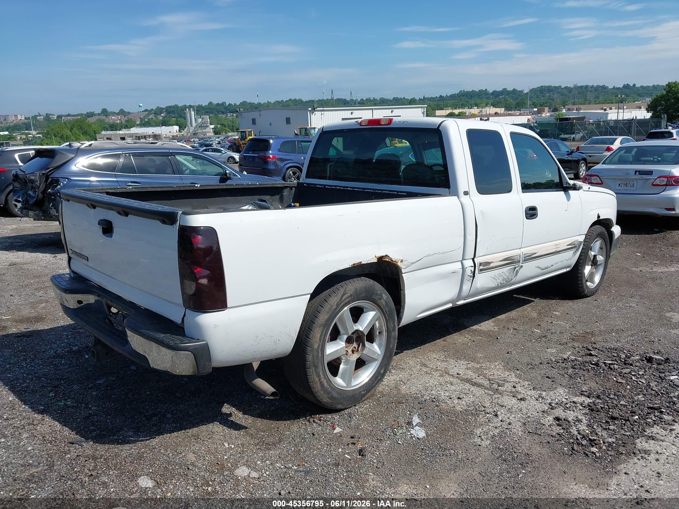 2006 Chevrolet Silverado 1500 Lt1 White vin: 2GCEC19T761110847