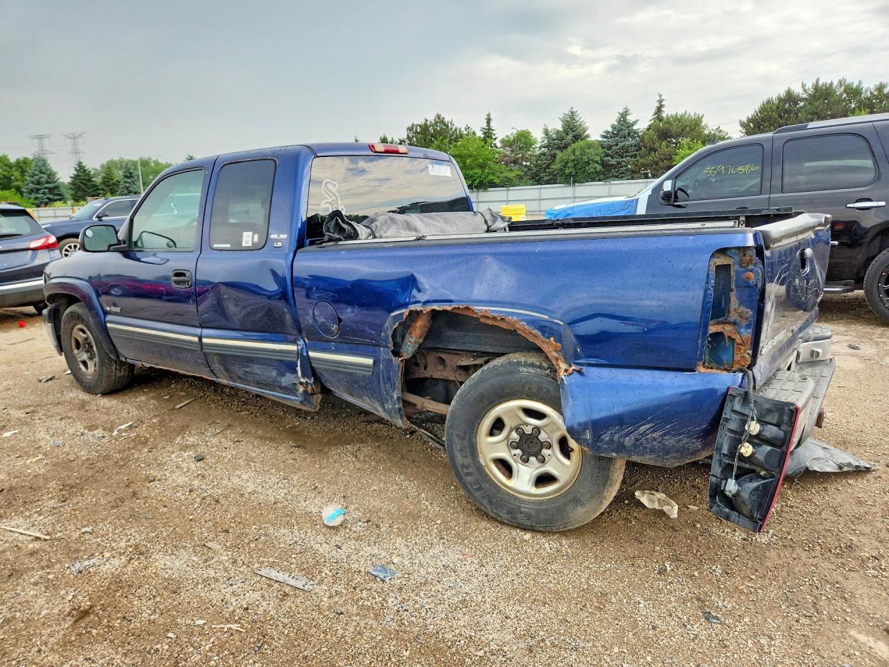 1999 Chevrolet Silverado C1500 Blue vin: 2GCEC19T7X1210545