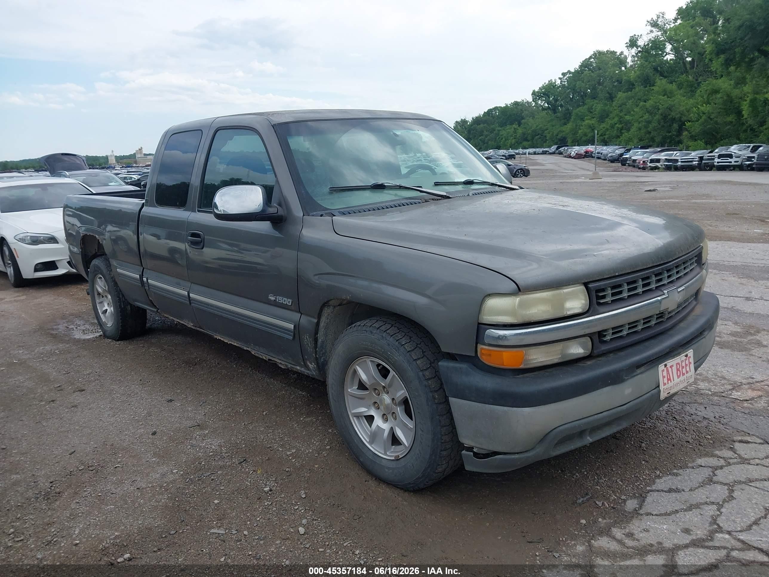 2000 Chevrolet Silverado 1500 Ls Gray vin: 2GCEC19T7Y1125447