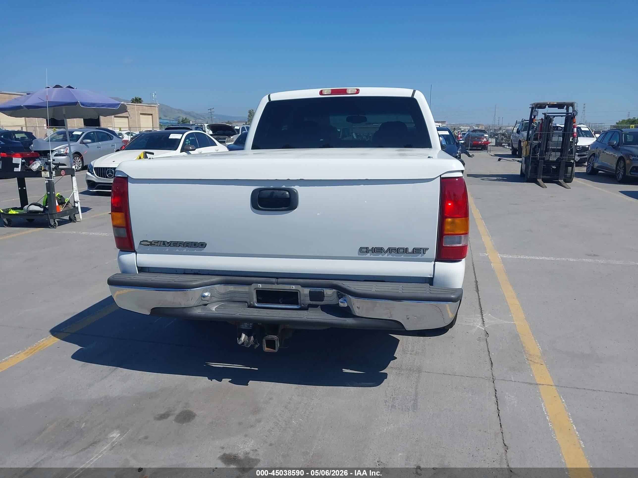 2002 Chevrolet Silverado 1500 Lt White vin: 2GCEC19T821121060