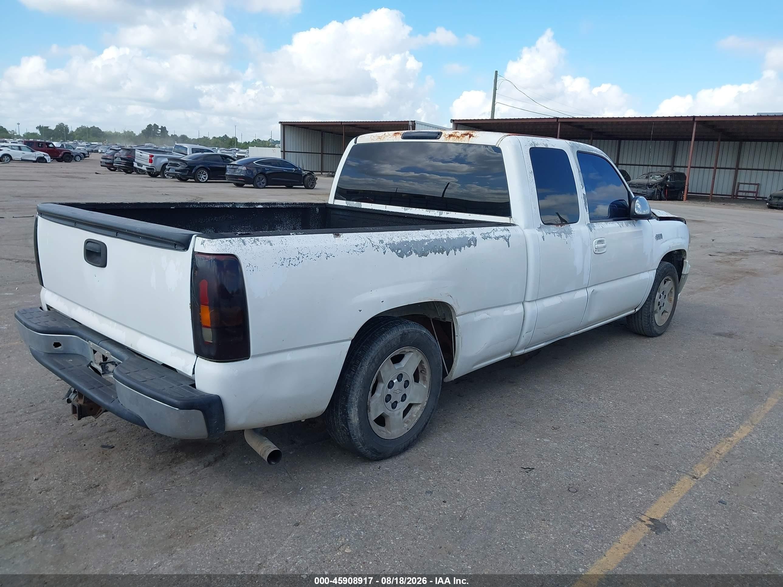 2002 Chevrolet Silverado 1500 Ls White vin: 2GCEC19T821326183