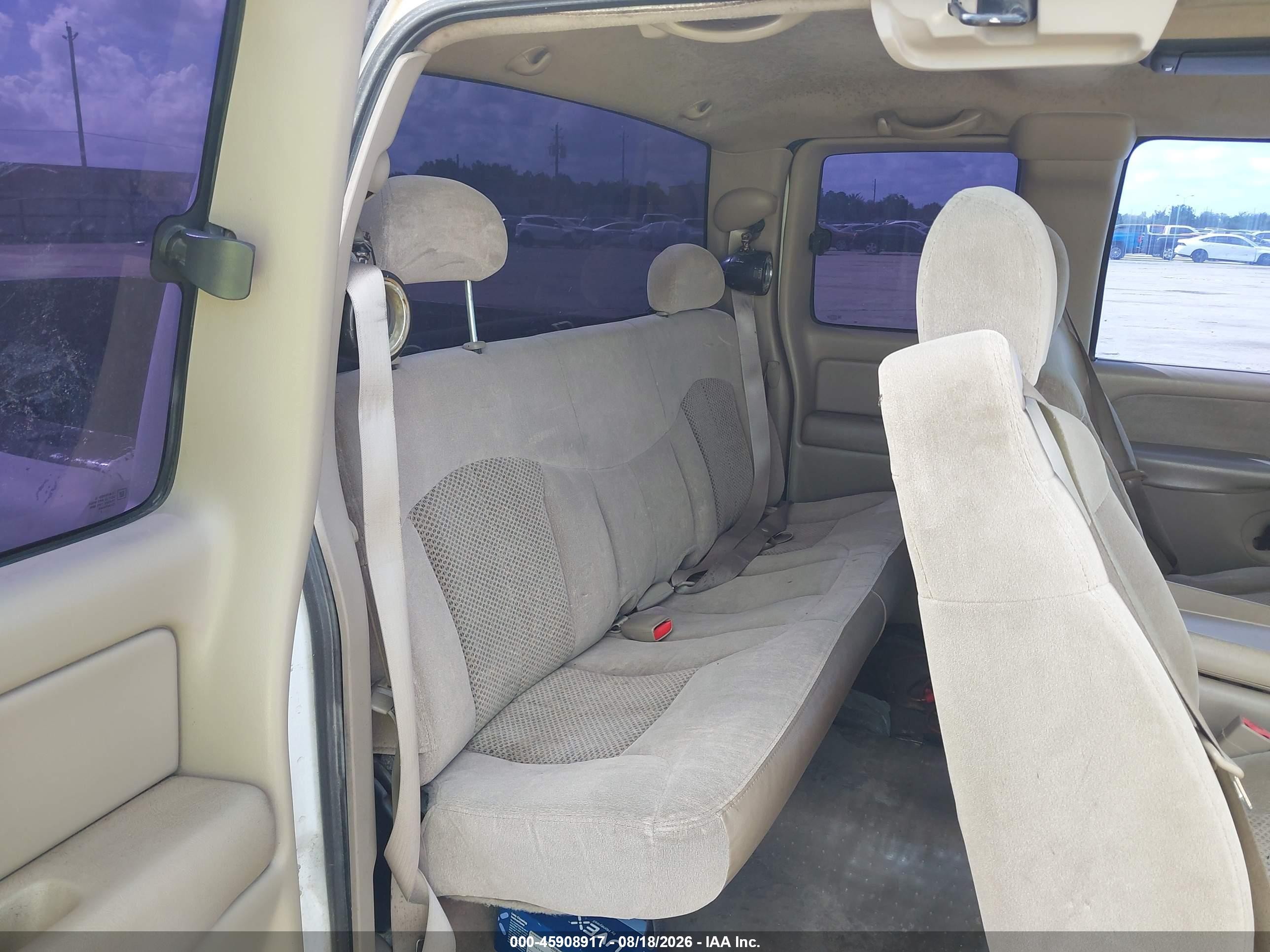 2002 Chevrolet Silverado 1500 Ls White vin: 2GCEC19T821326183
