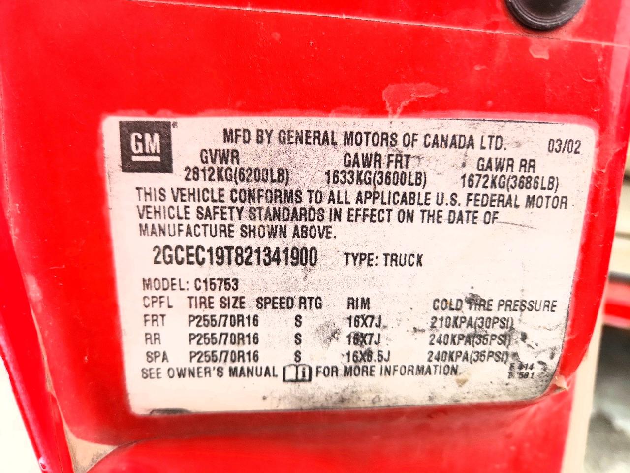 2002 Chevrolet Silverado C1500 Red vin: 2GCEC19T821341900